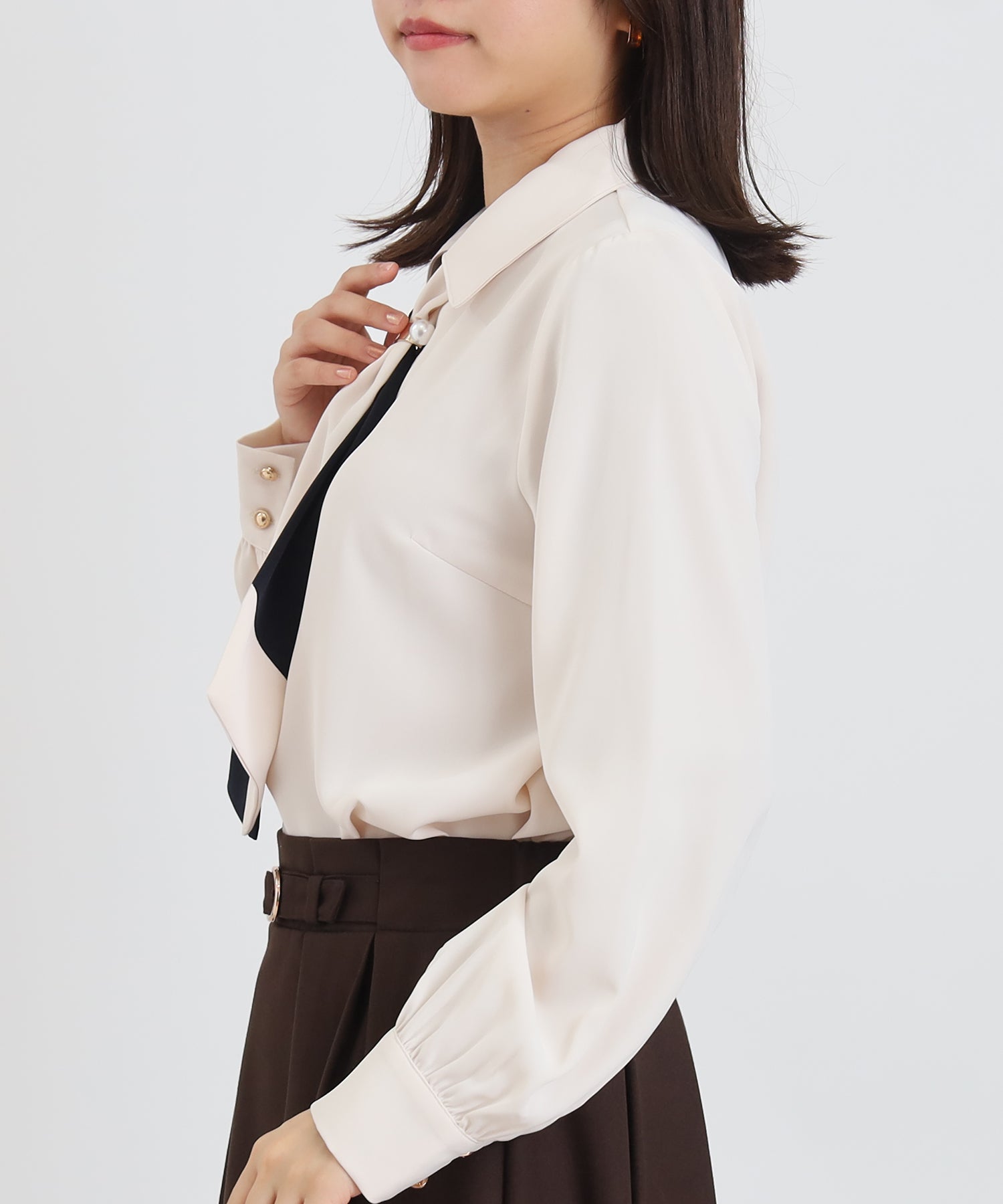 ベージュ　model：156　着用サイズ：M
