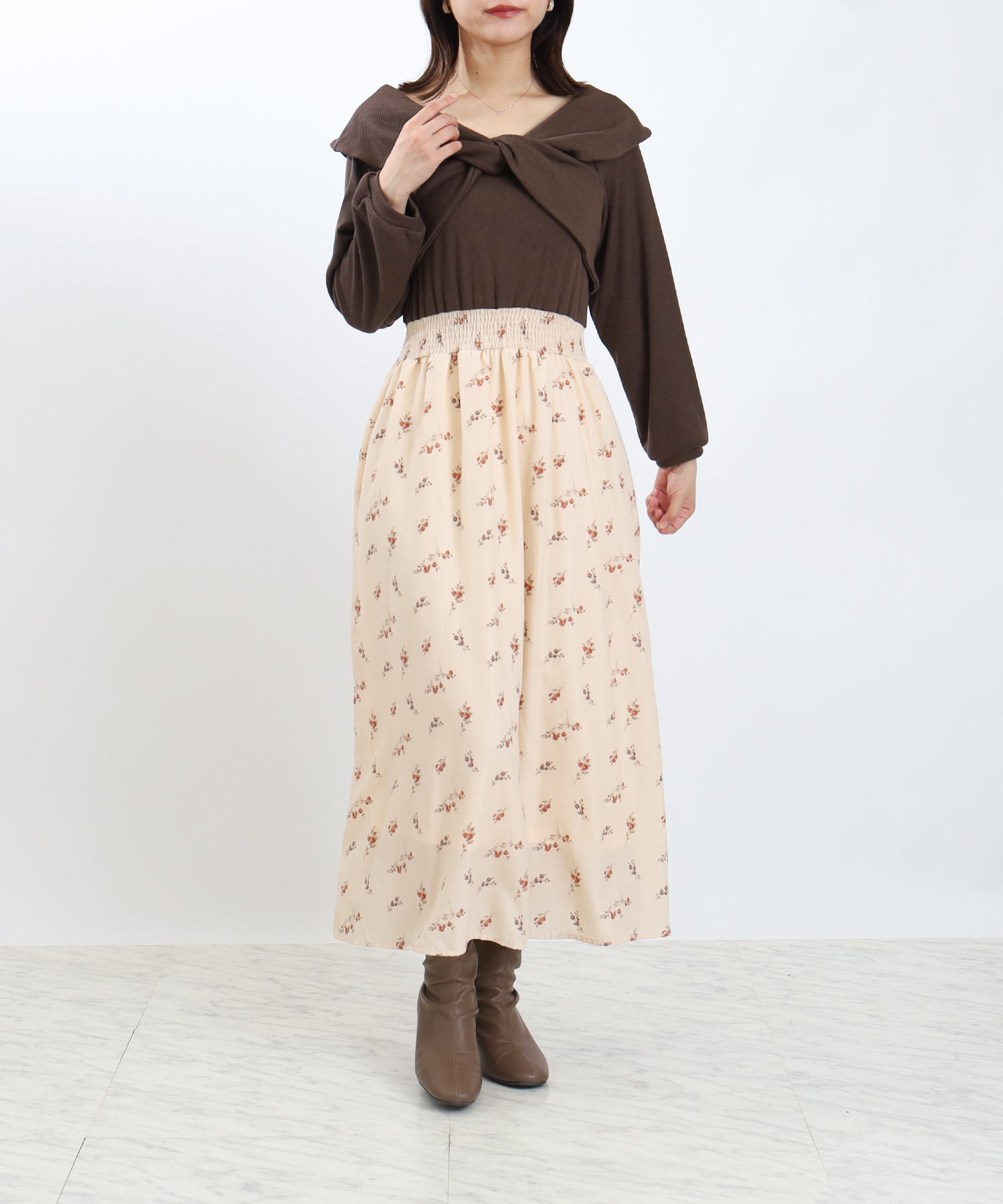 ブラウン　model：156　着用サイズ：M