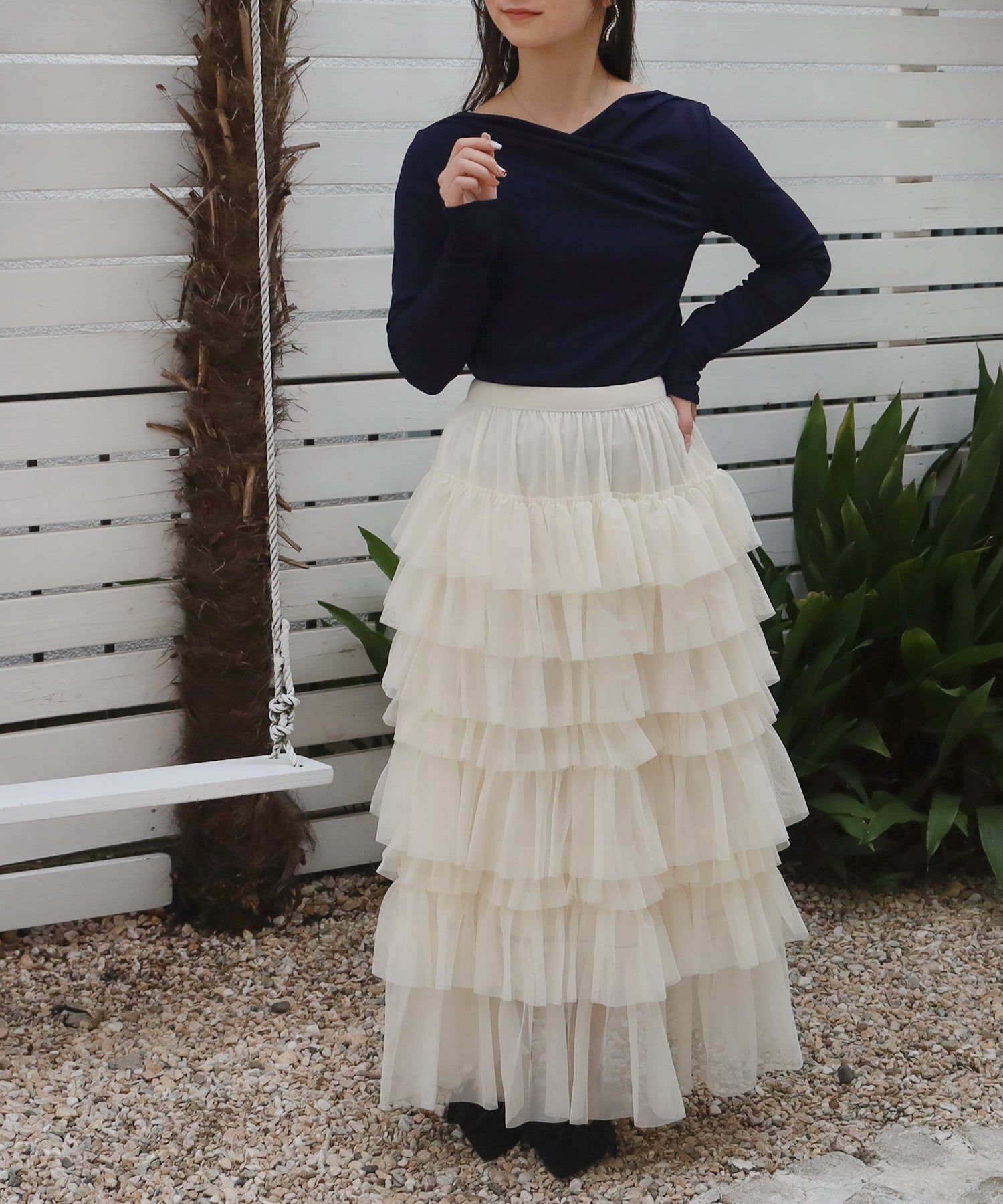 アイボリー　model：160　着用サイズ：M