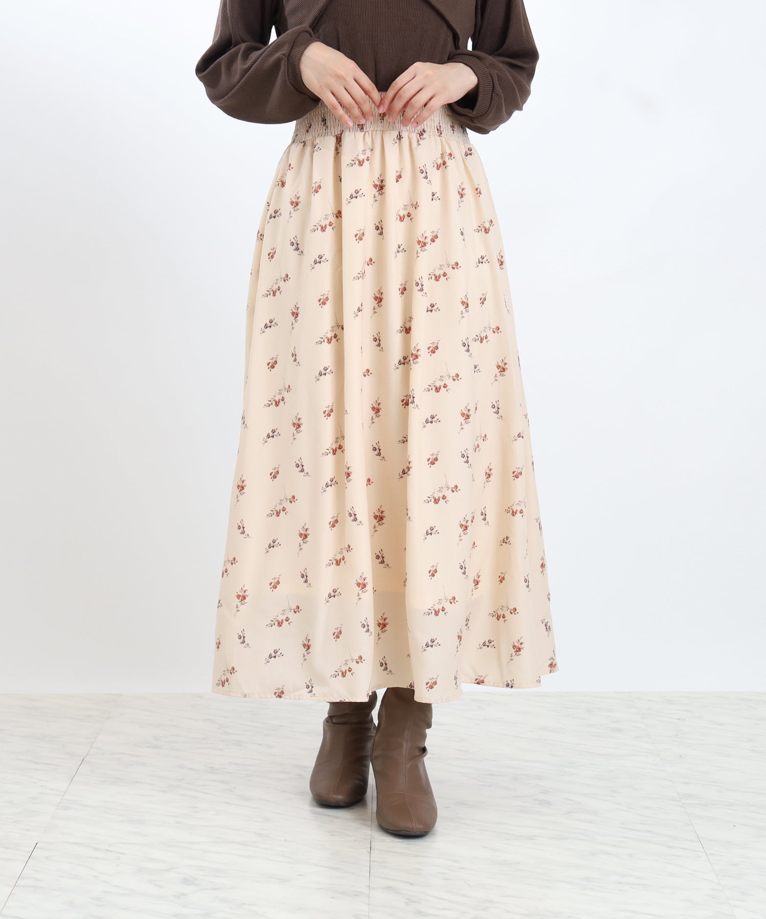 ブラウン　model：156　着用サイズ：M