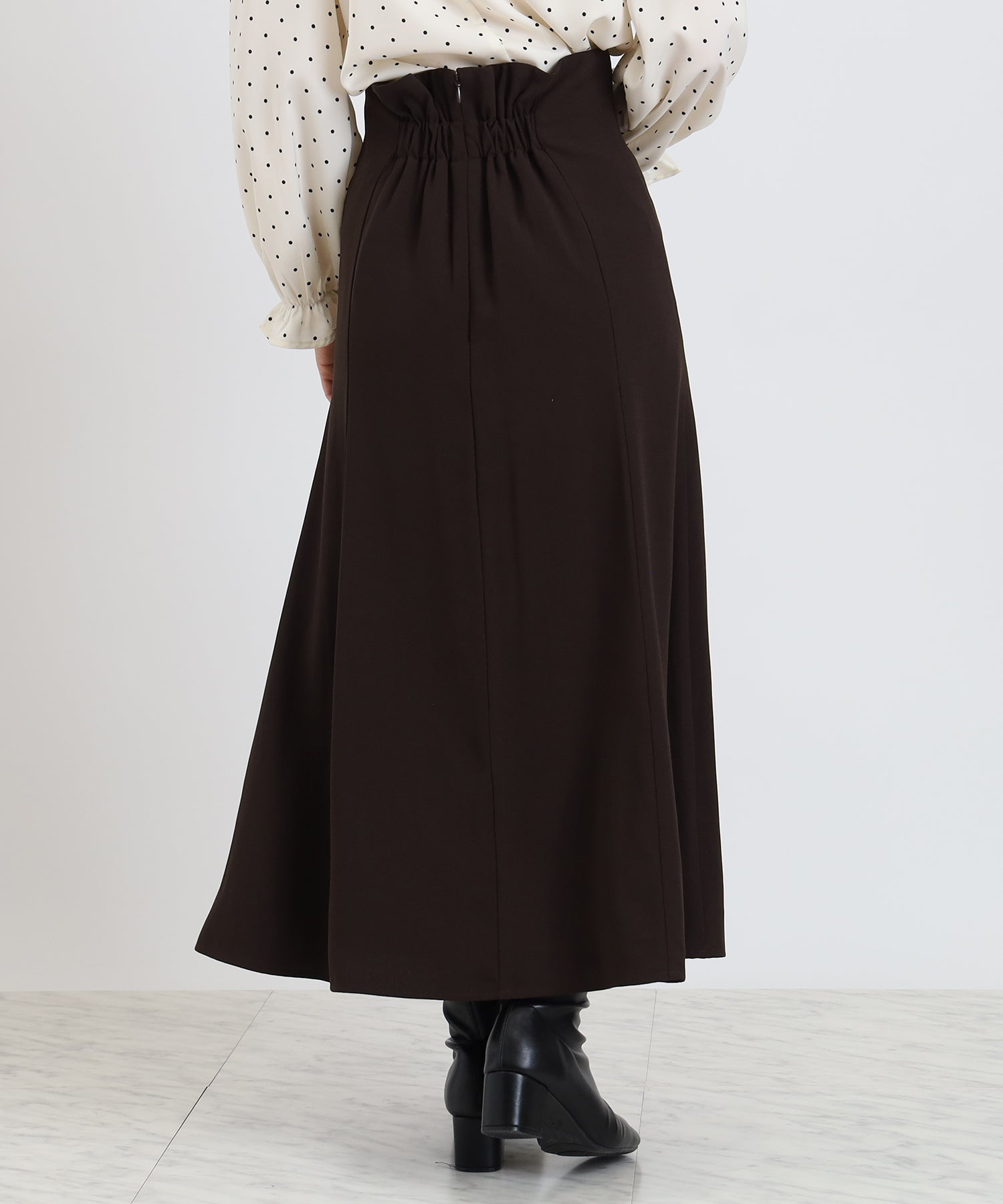 ブラウン　model:156cm  着用サイズ：S