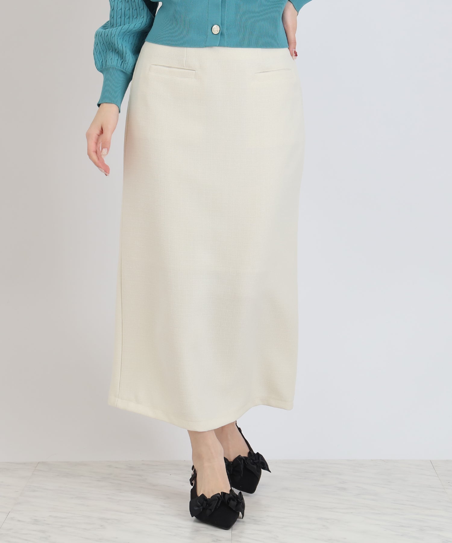 ベージュ　model：160　着用サイズ：M