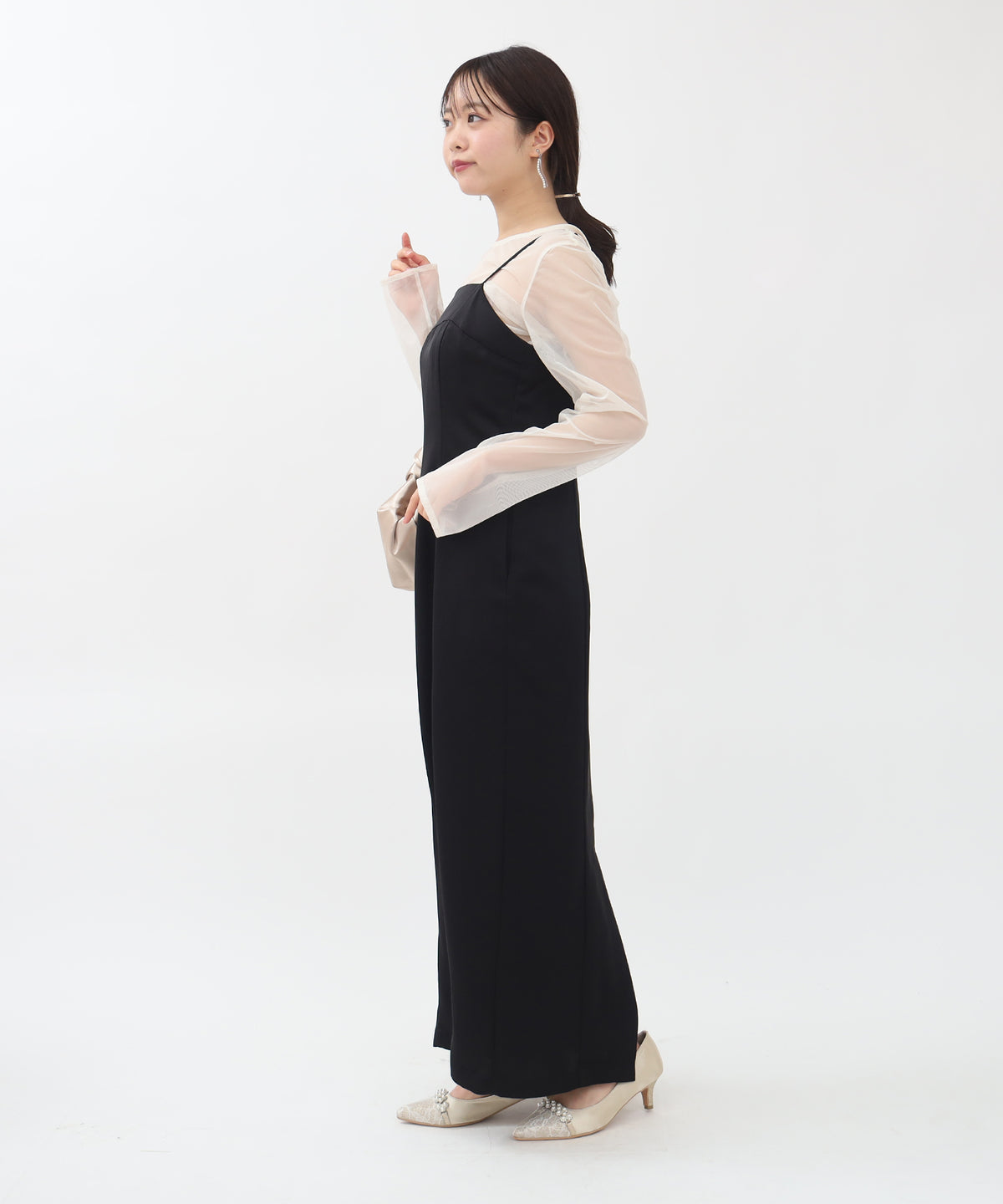 ベージュ　model：156　着用サイズ：M