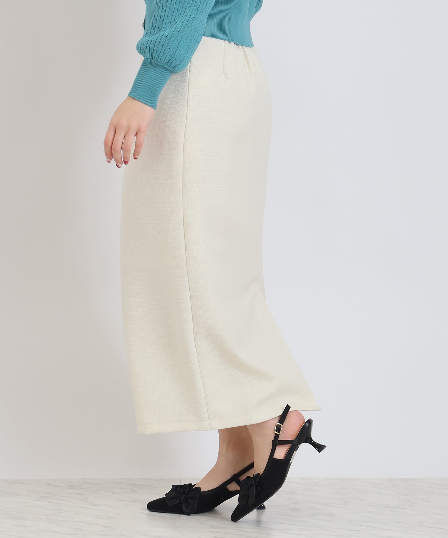 ベージュ　model：160　着用サイズ：M