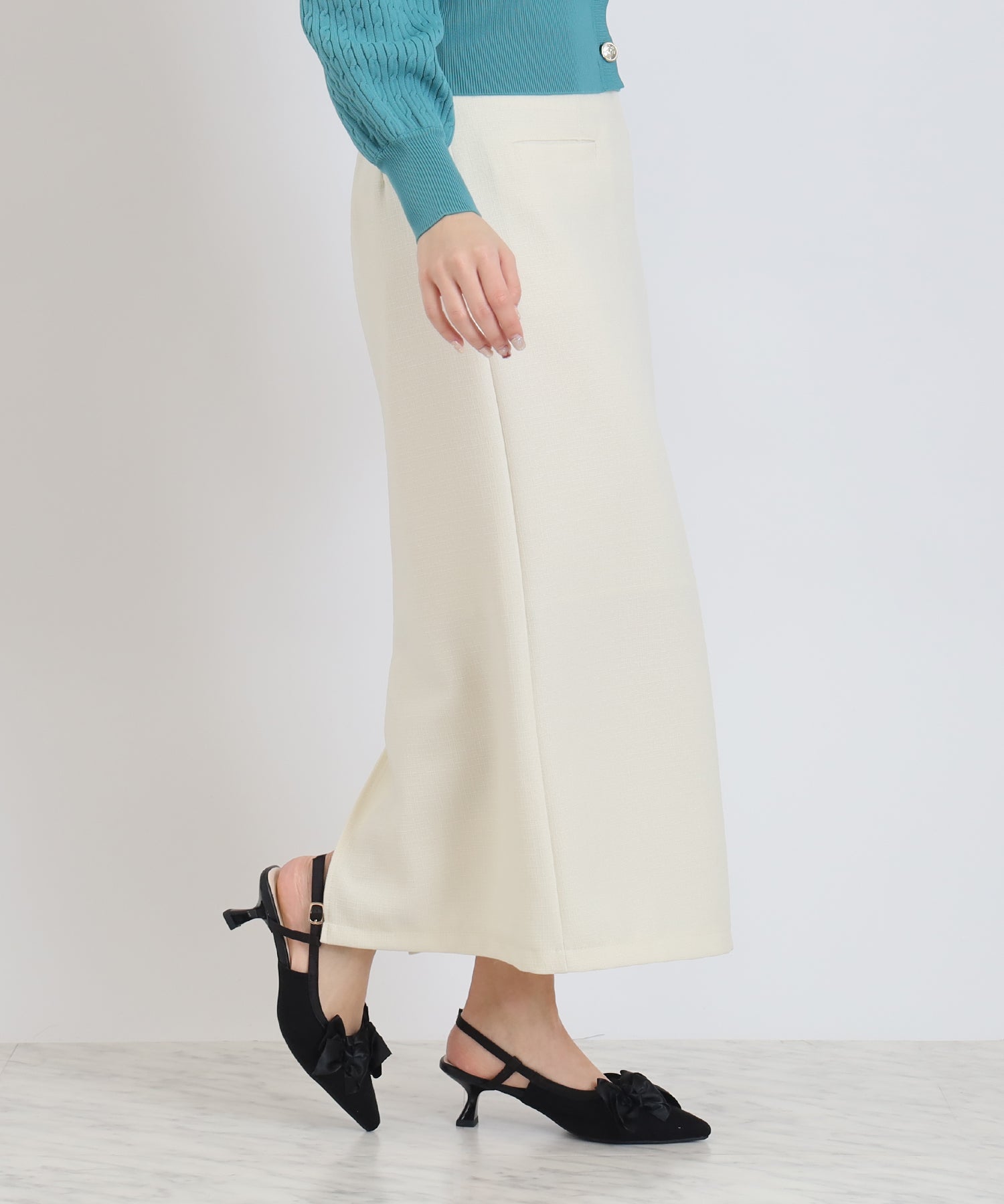 ベージュ　model：160　着用サイズ：M