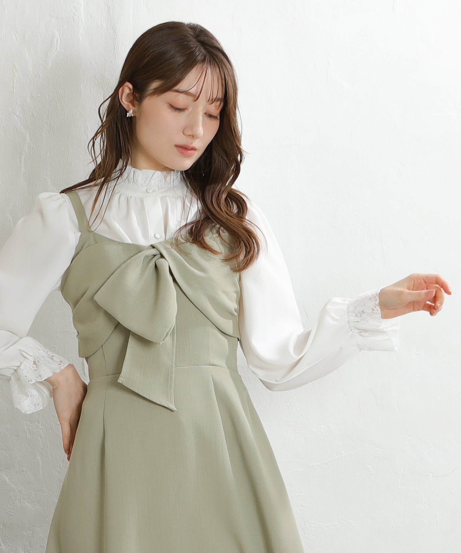 ホワイト　model：163　着用サイズ：M