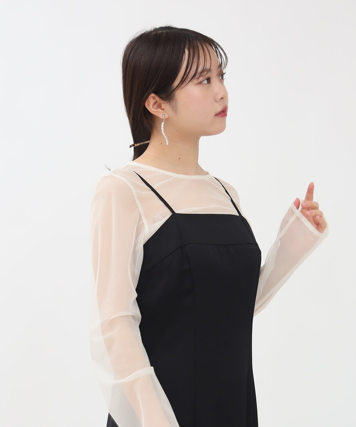 ベージュ　model：156　着用サイズ：M