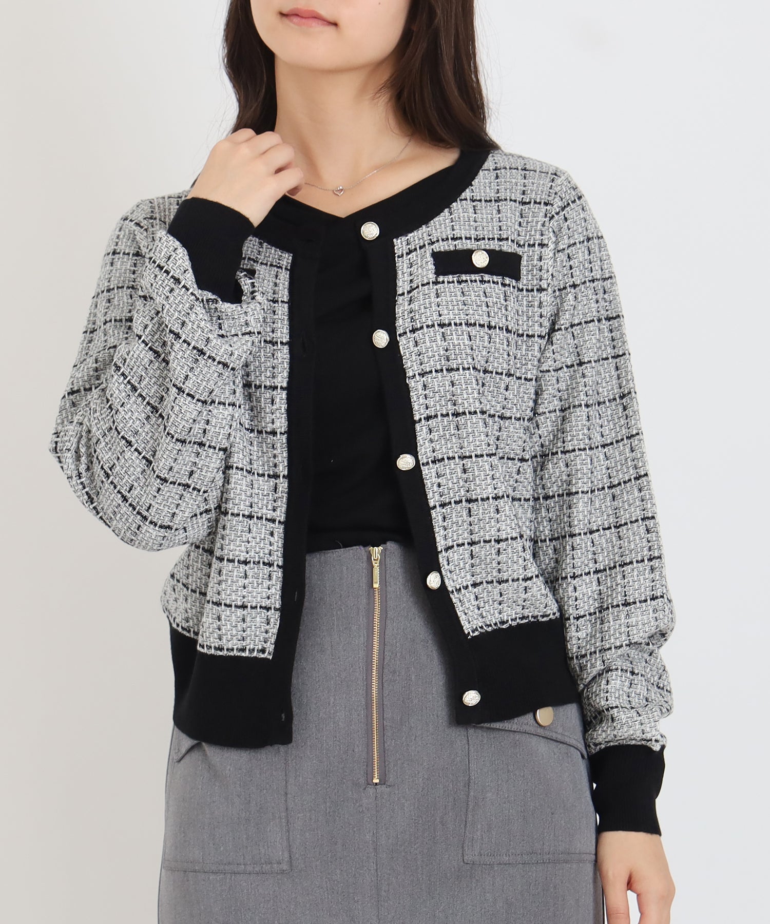 ホワイト　model：160　着用サイズ：M