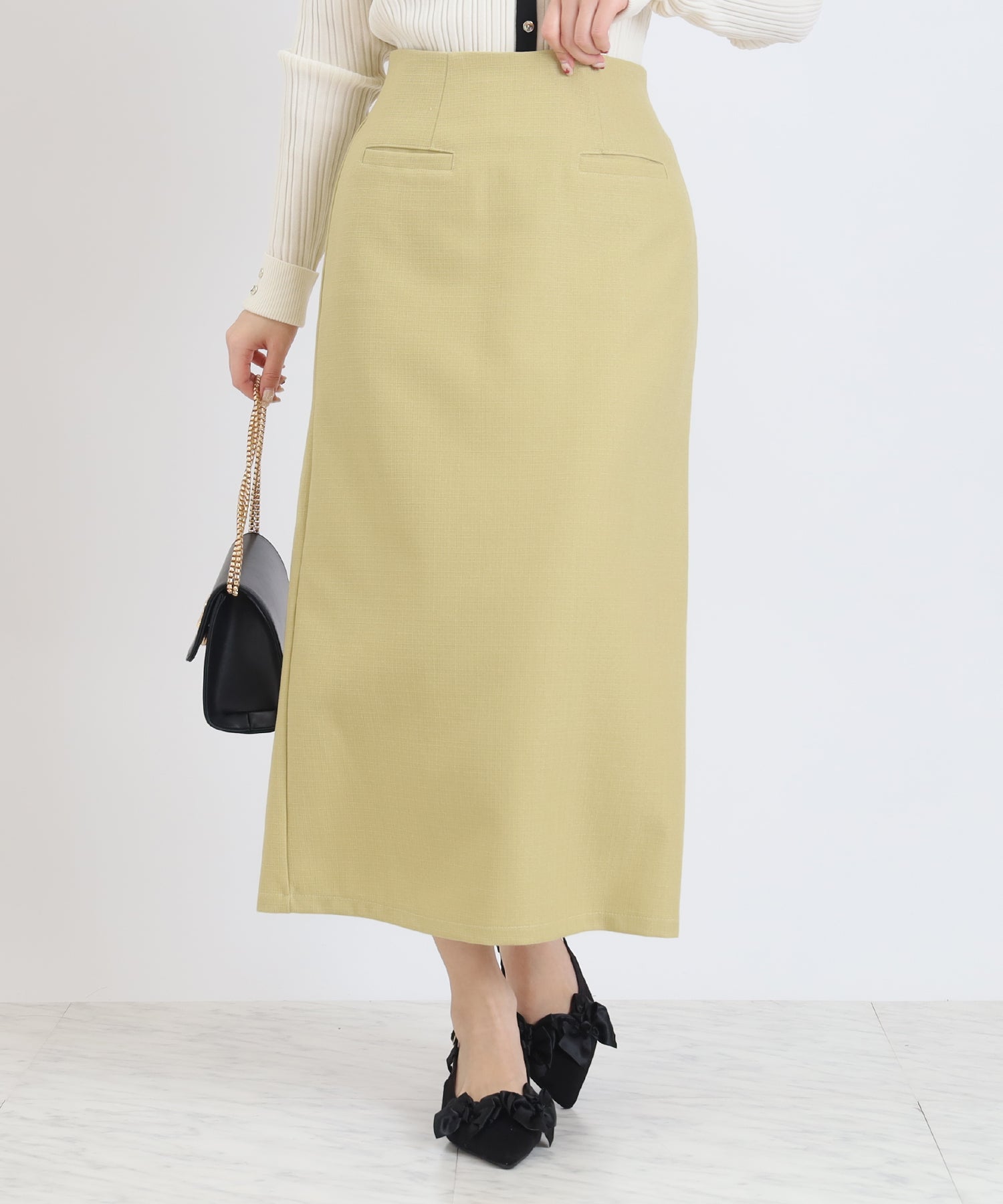 イエロー　model：160　着用サイズ：M