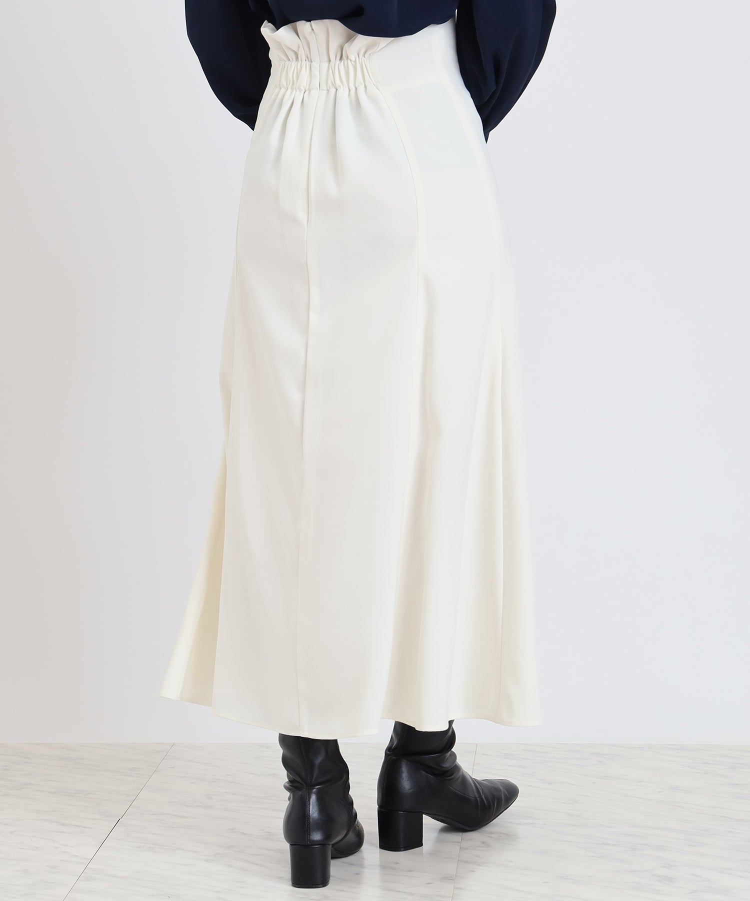 アイボリー　model:156cm  着用サイズ：S