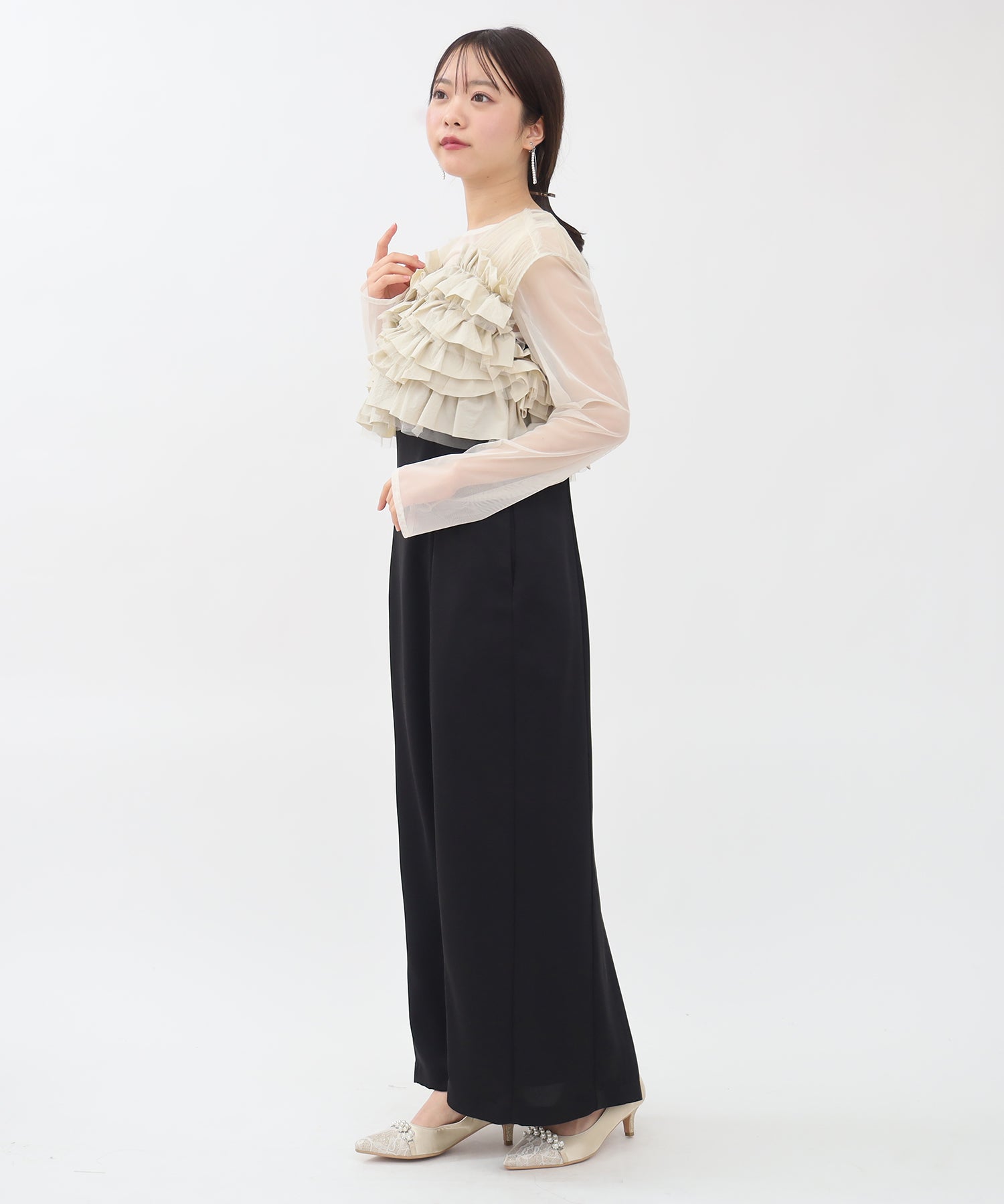 ベージュ　model：156　着用サイズ：M