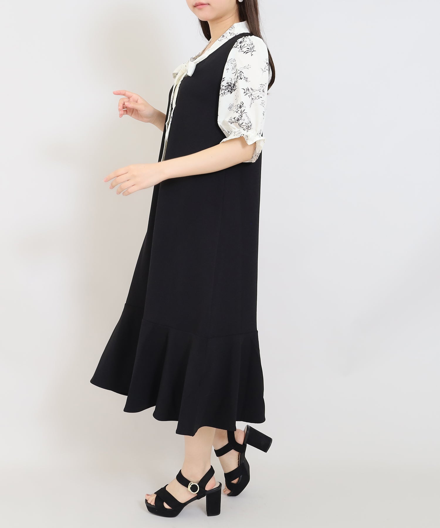 ブラック　model：156　着用サイズ：M