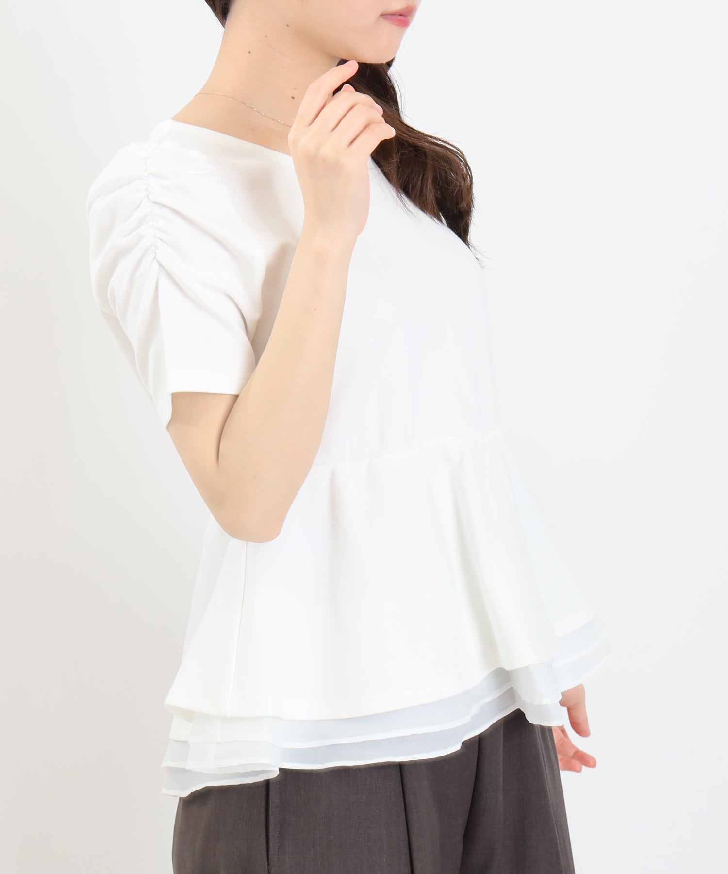 ホワイト　model：156　着用サイズ：M