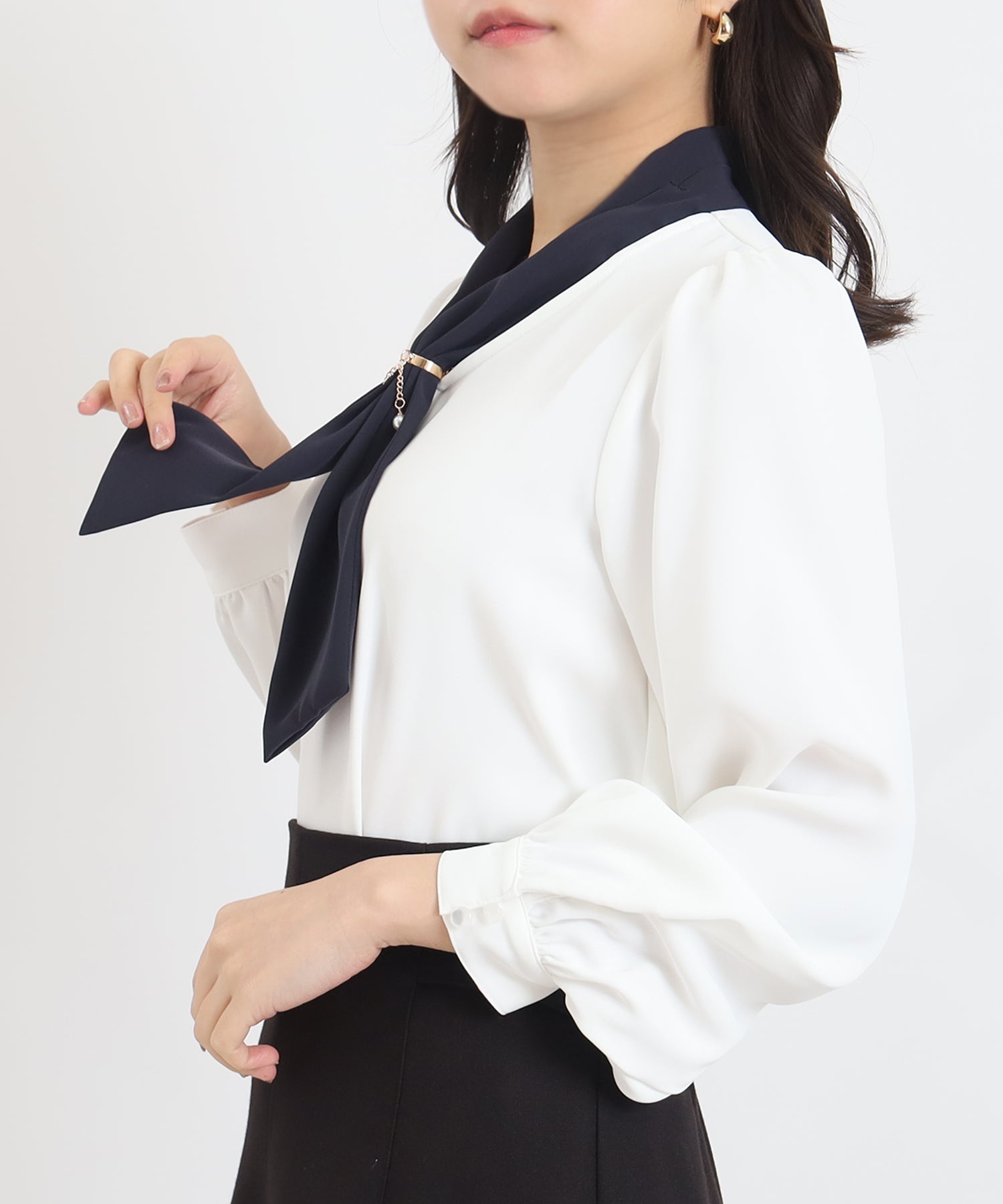 ホワイト×ネイビー　model：156　着用サイズ：S