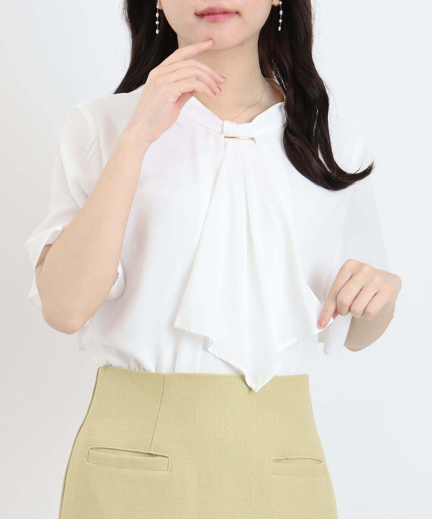 ホワイト　model：156　着用サイズ：M