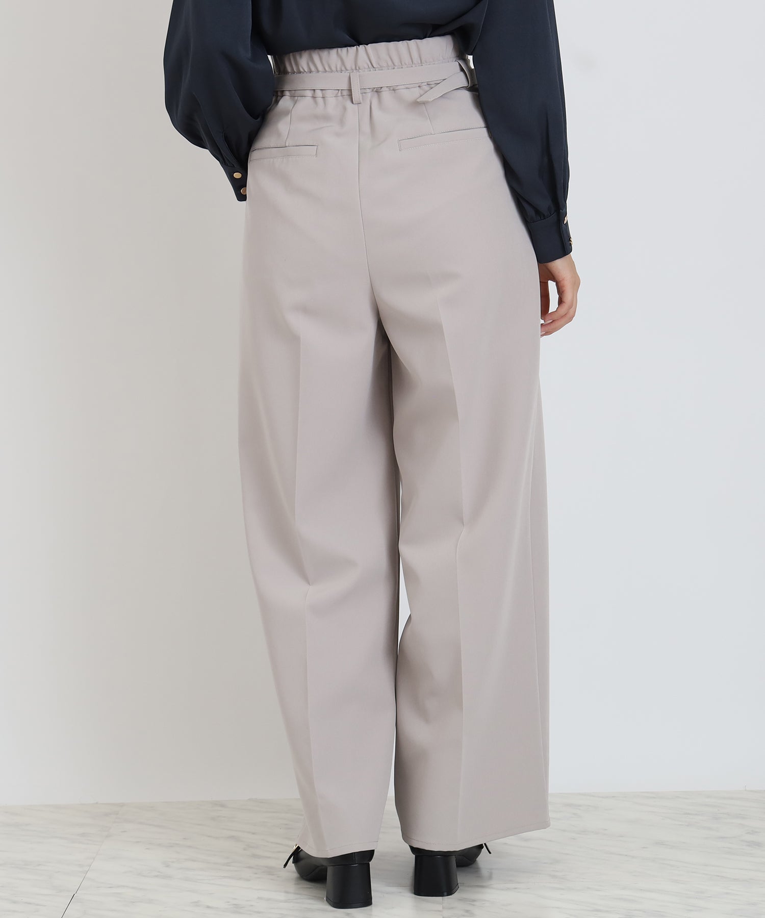 グレージュ　model:160cm  着用サイズ：M