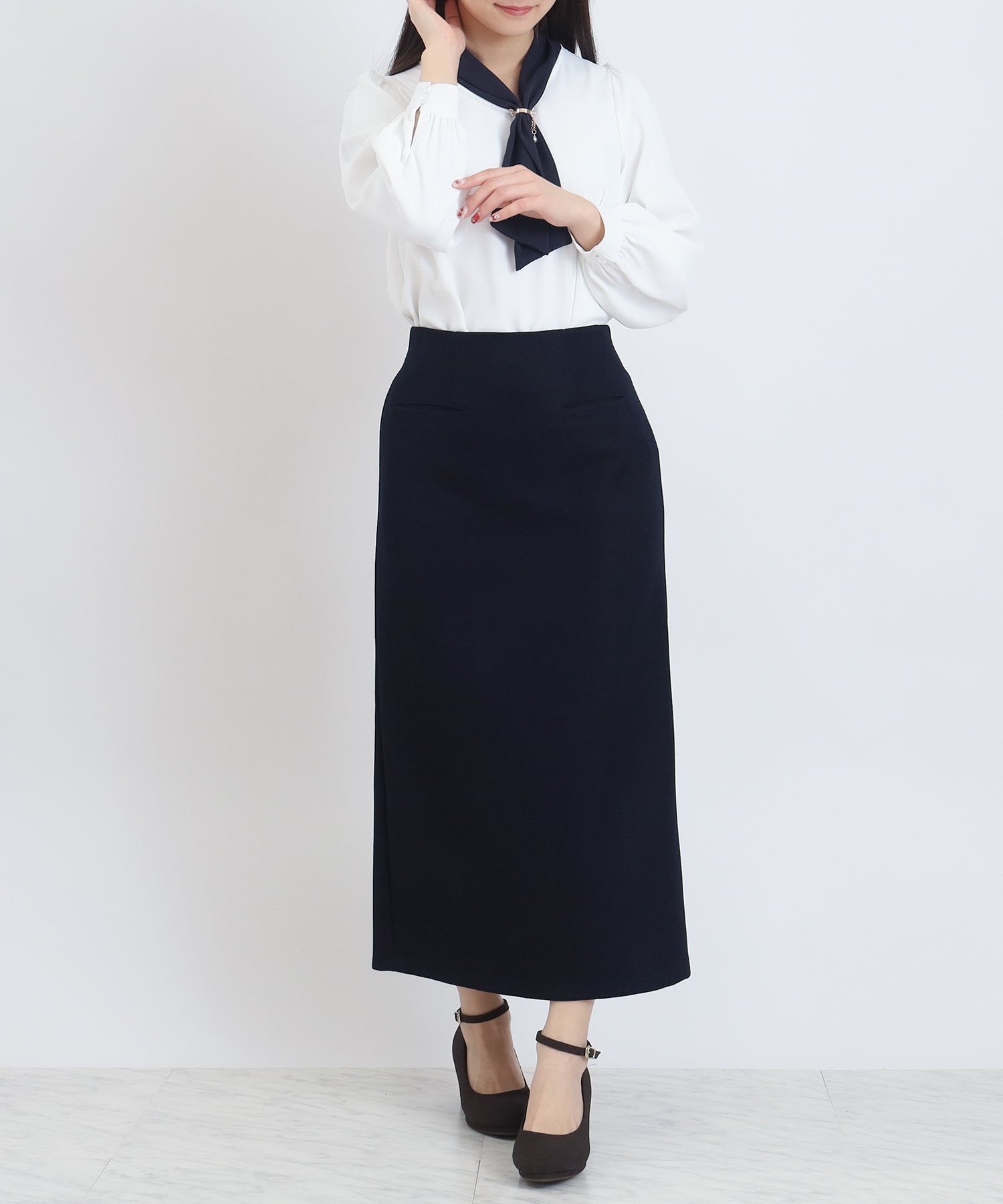 ネイビー　model：160　着用サイズ：M