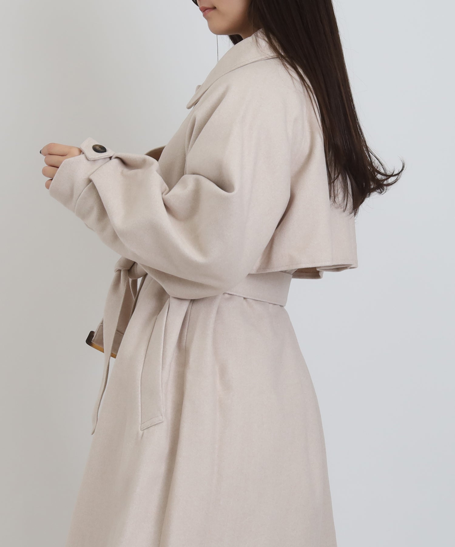 アイボリー　model：160　着用サイズ：M