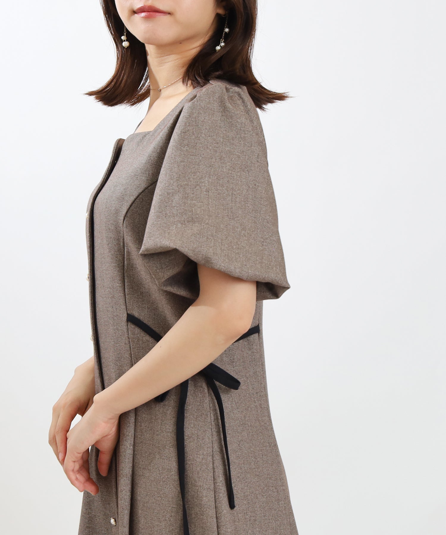 ブラウン　model：156　着用サイズ：M