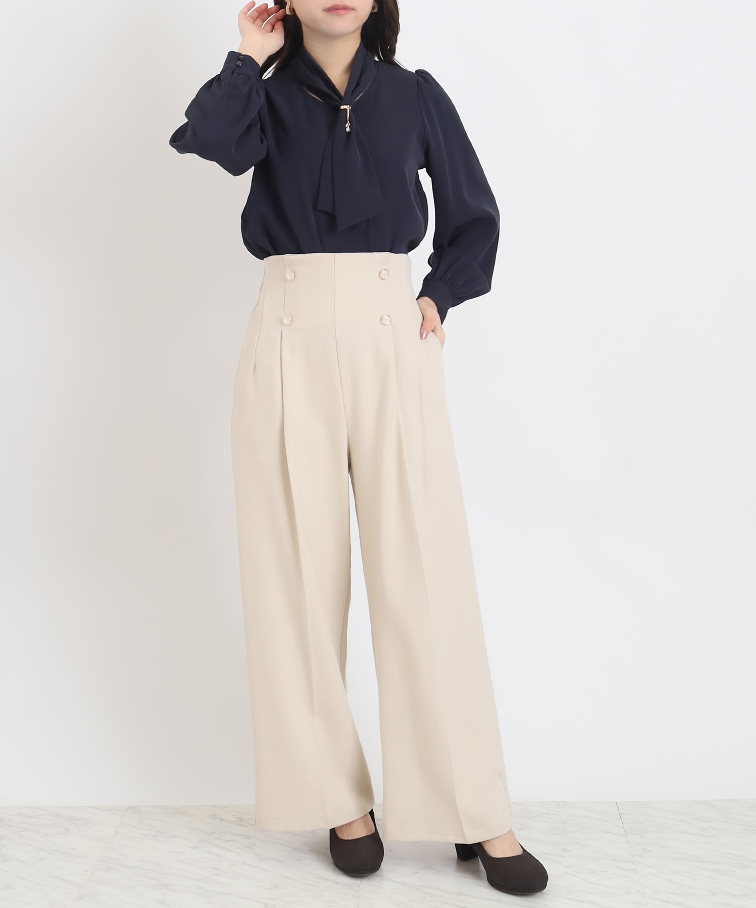 ネイビー　model：156　着用サイズ：S