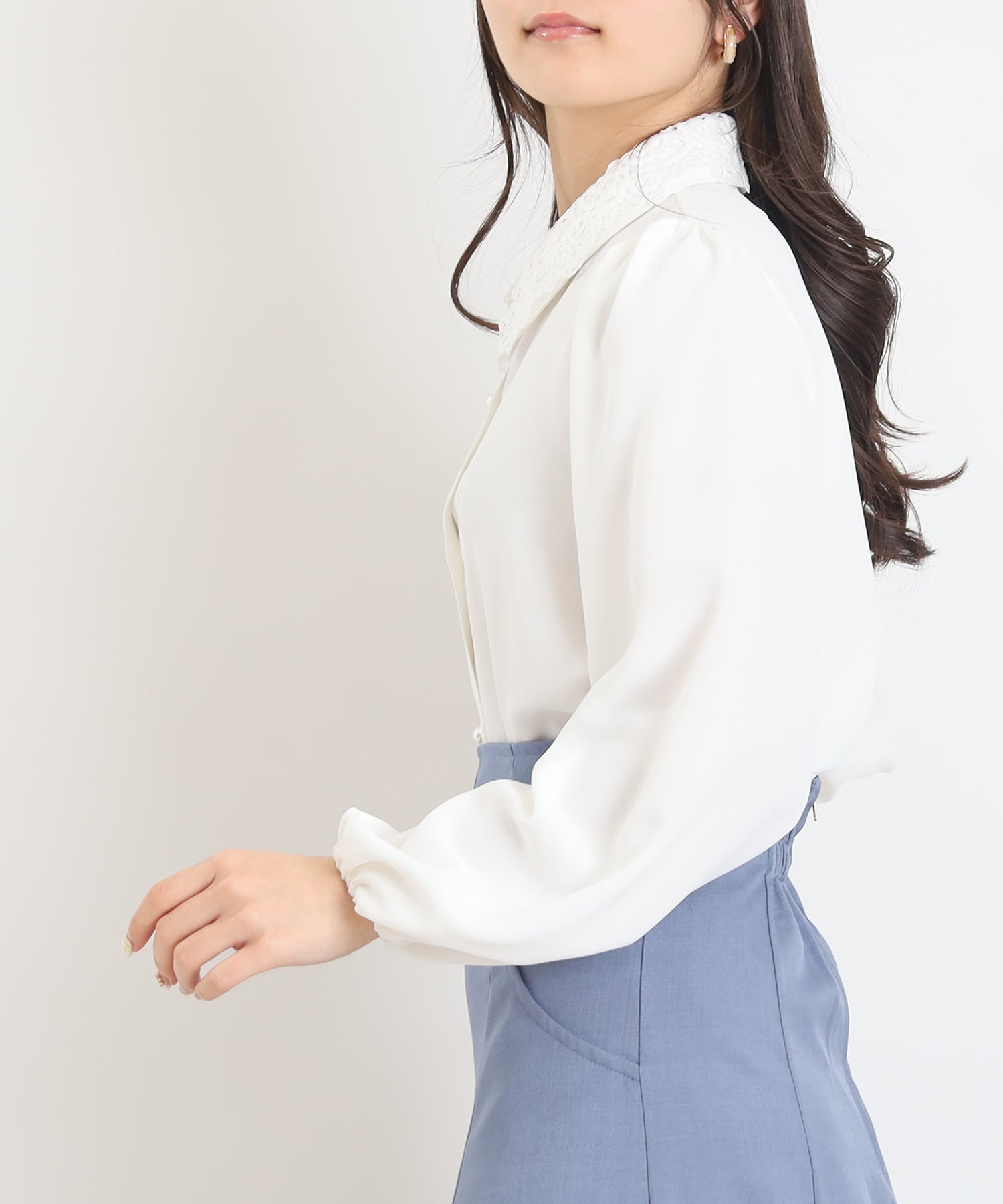 ホワイト　model：160　着用サイズ：M