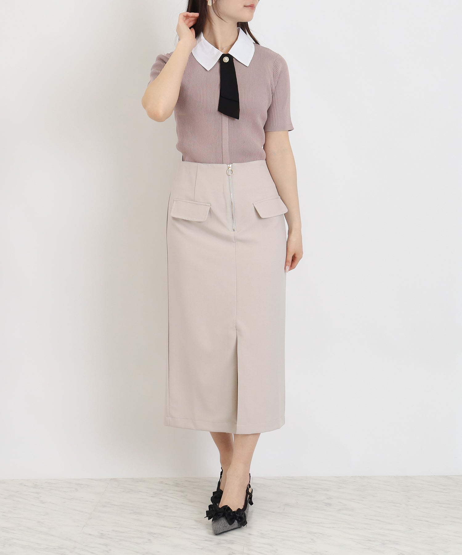 ピンクベージュ　model：160　着用サイズ：M