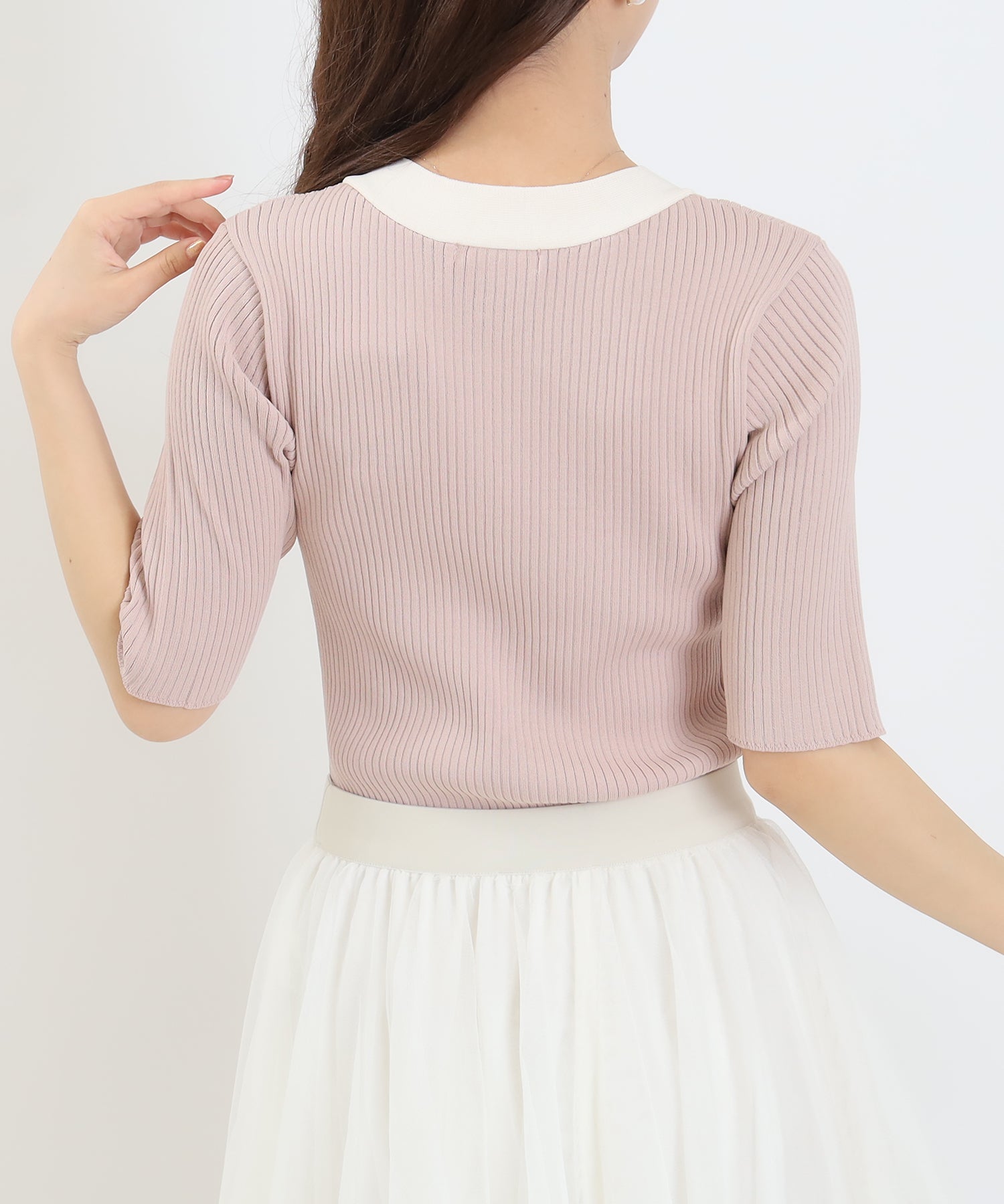 ピンクベージュ　model：156　着用サイズ：M