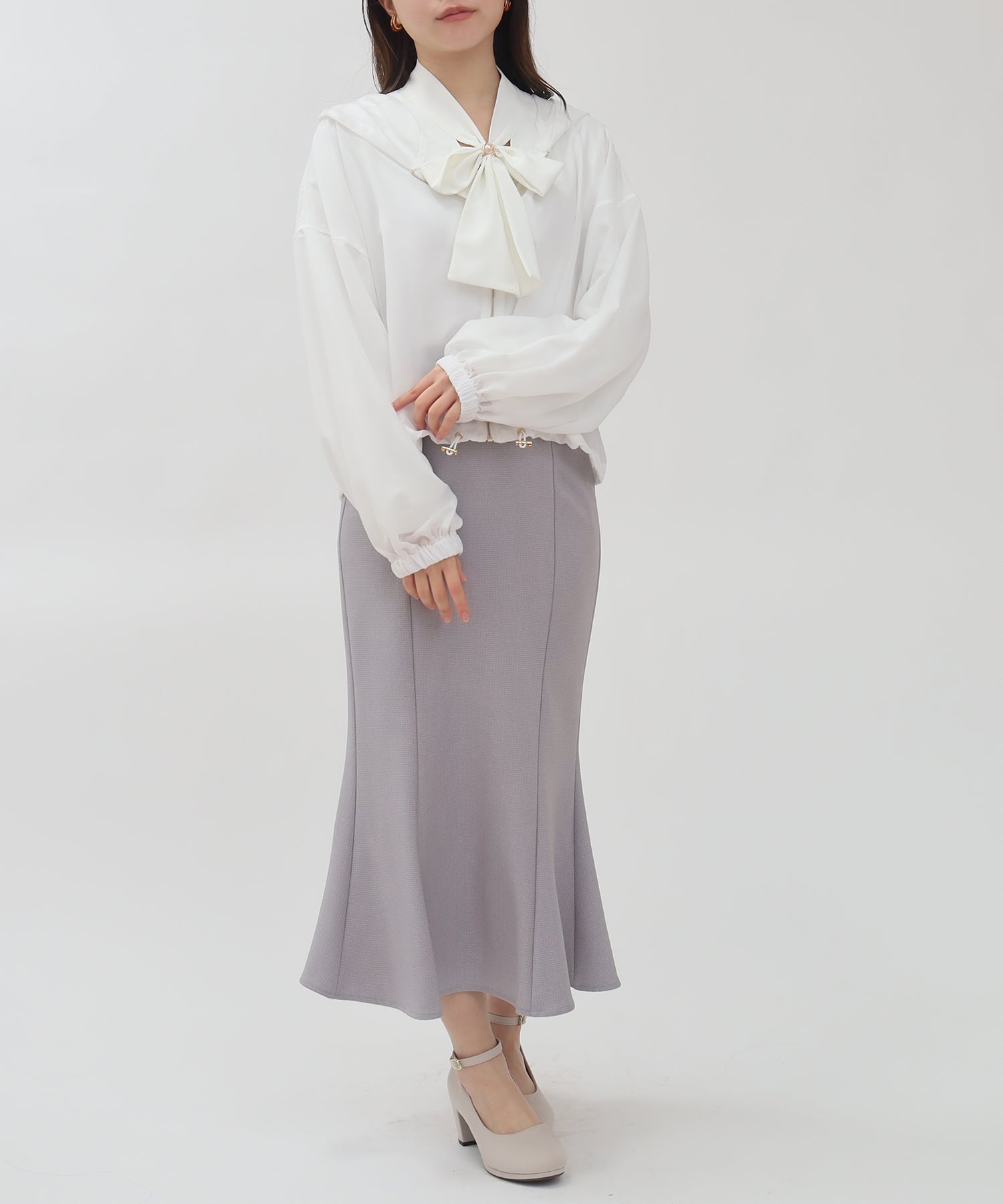 ホワイト　model：156　着用サイズ：M