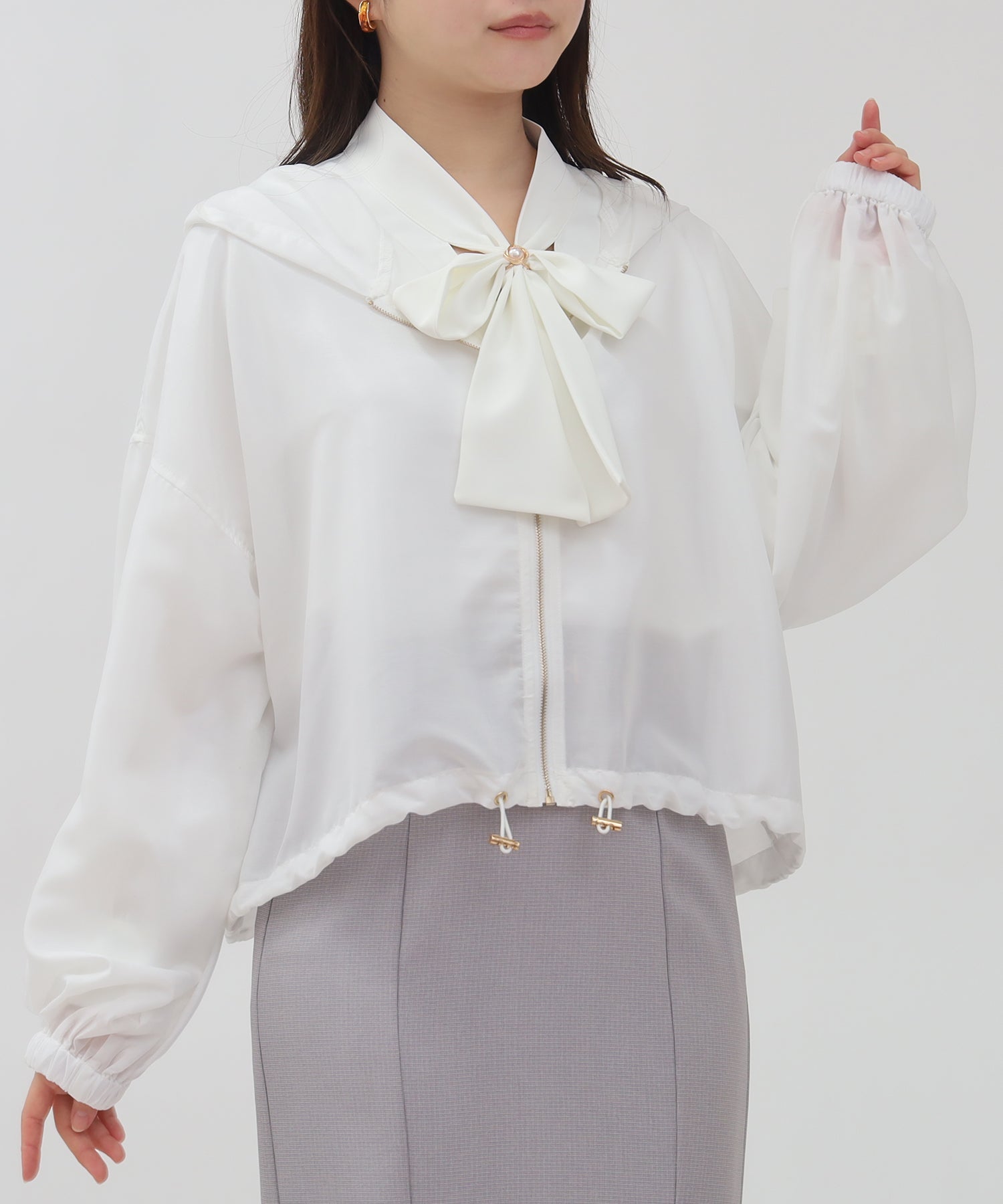 ホワイト　model：156　着用サイズ：M