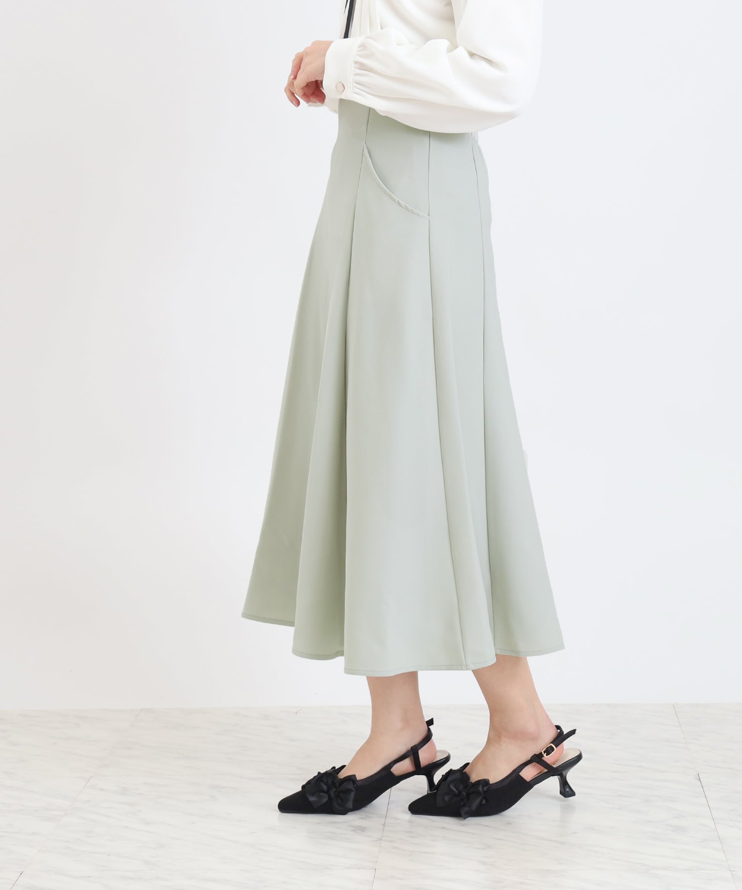 ミント　MODEL:156　着用サイズ：S