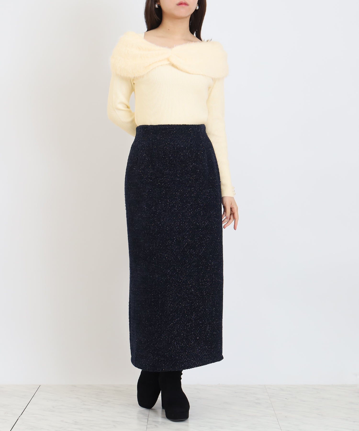 ホワイト　model:156　着用サイズ：M