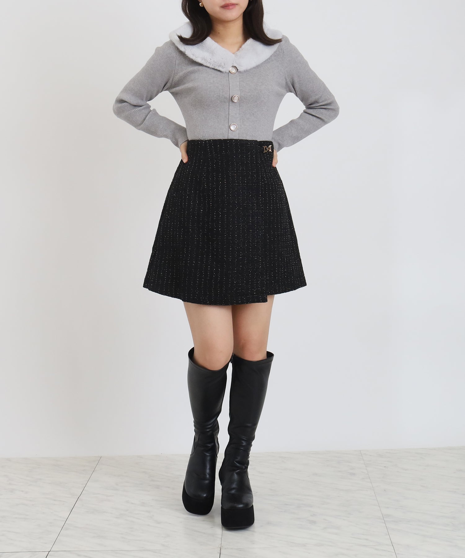 ライトグレー　model：156　着用サイズ：M