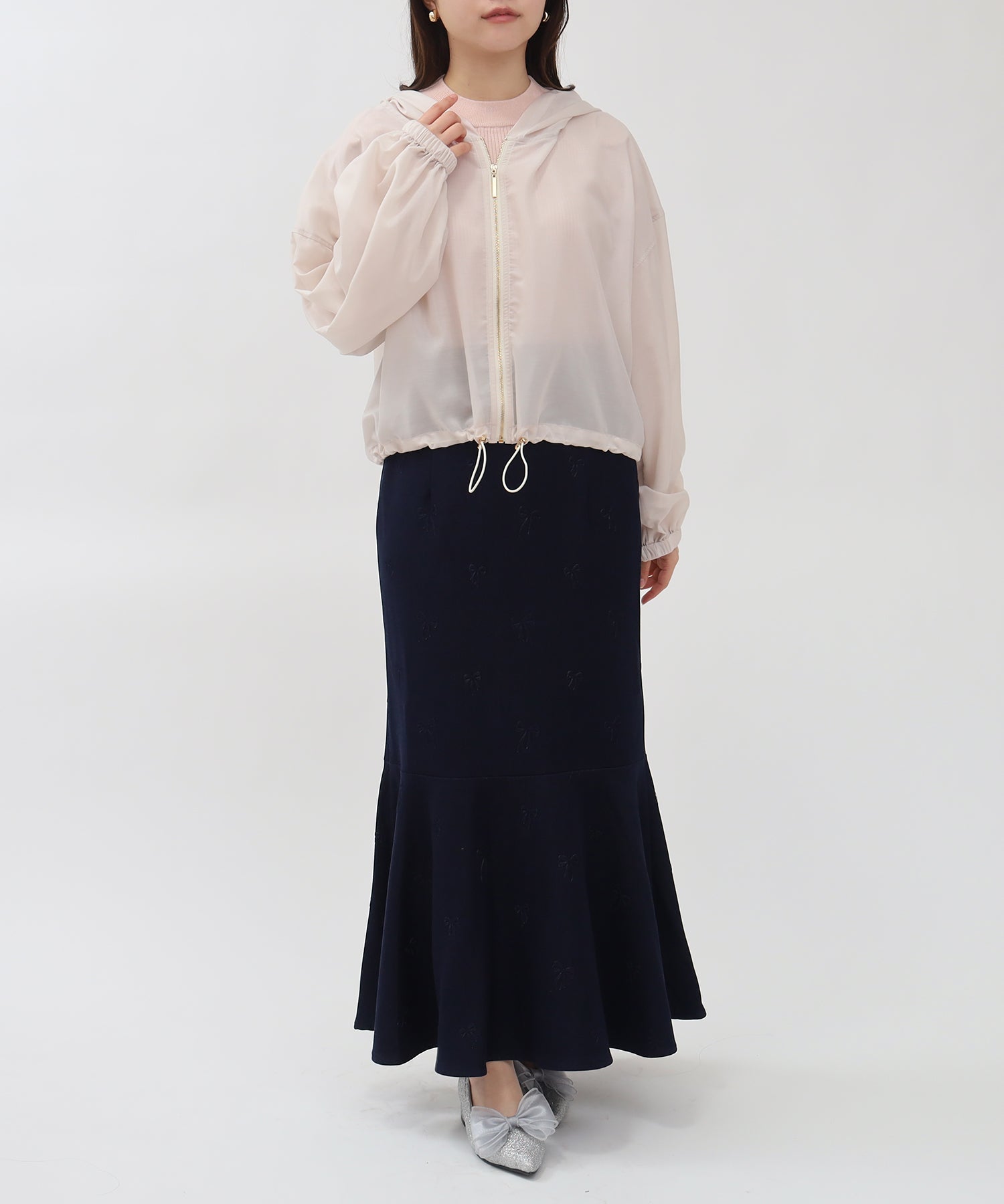 ベージュ　model：156　着用サイズ：M