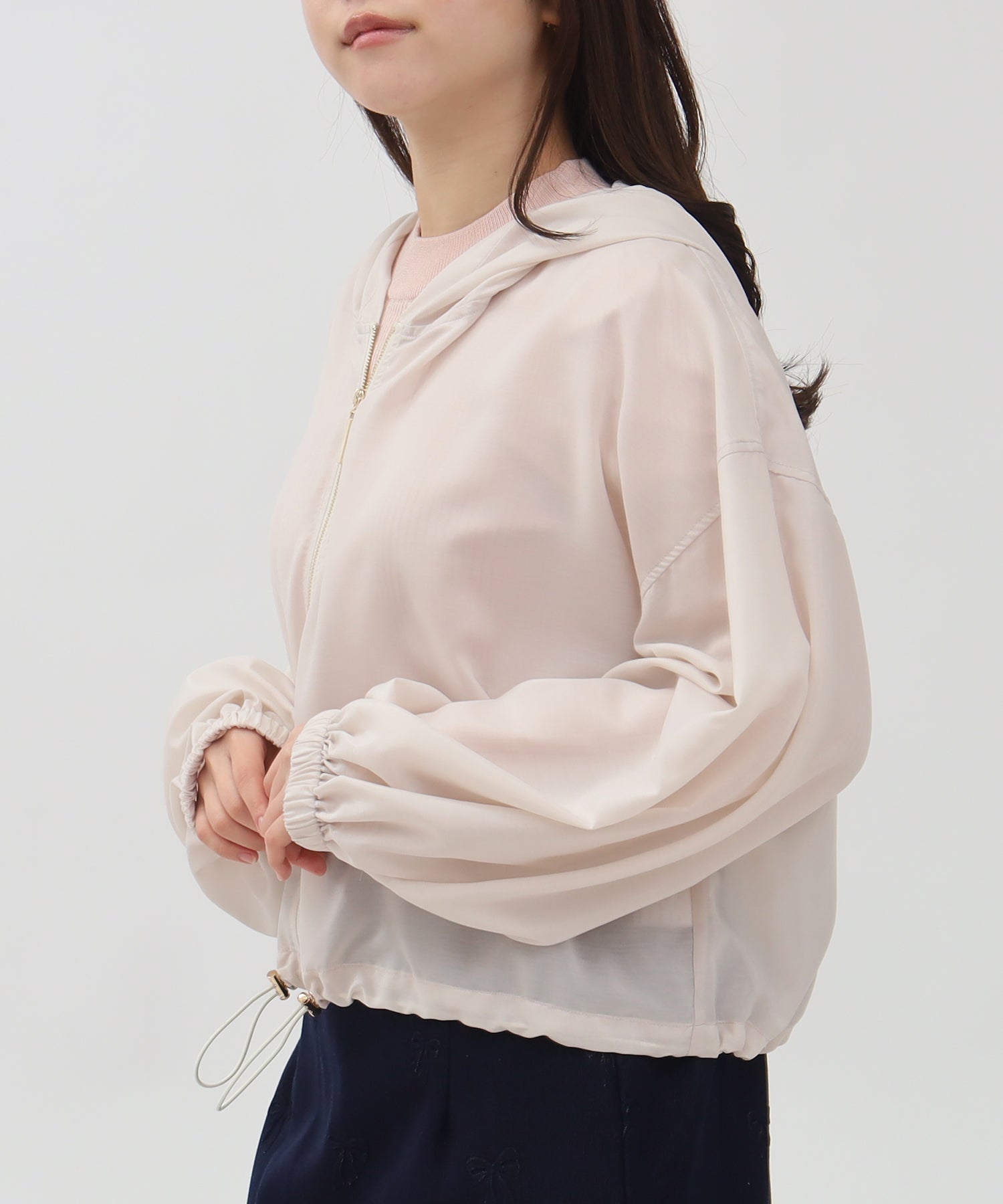 ベージュ　model：156　着用サイズ：M