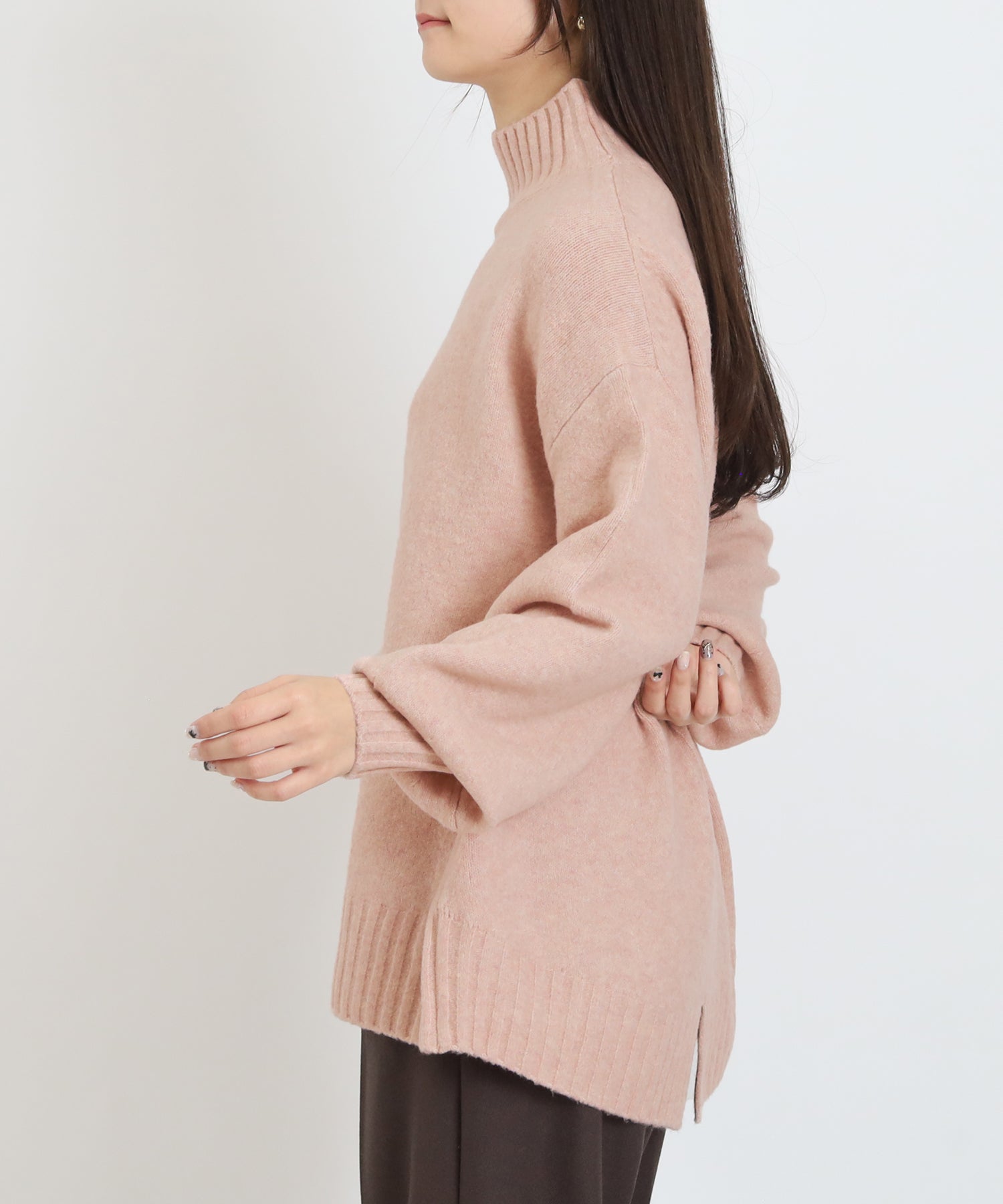 ピンク　model：160　着用サイズ：M