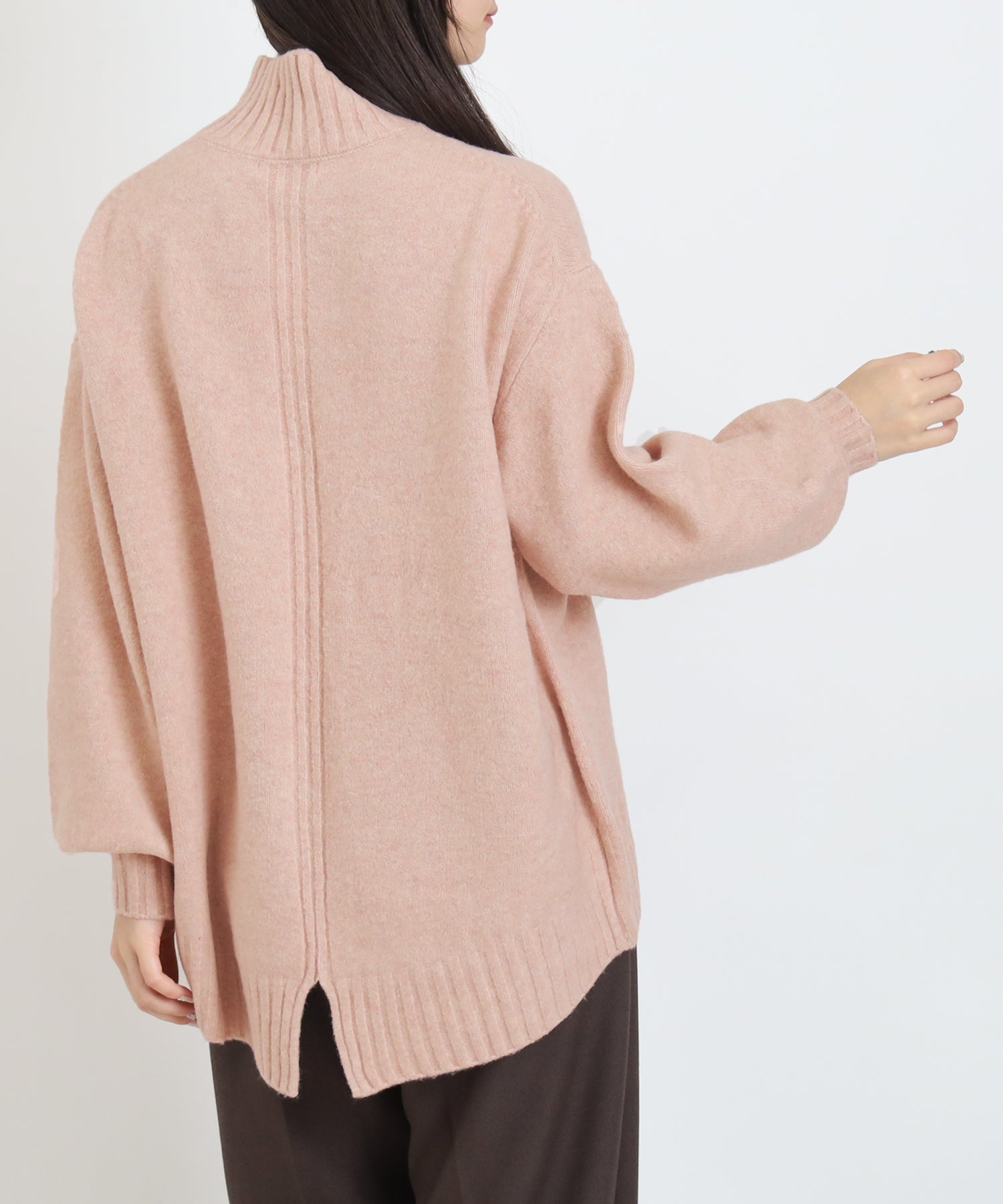 ピンク　model：160　着用サイズ：M