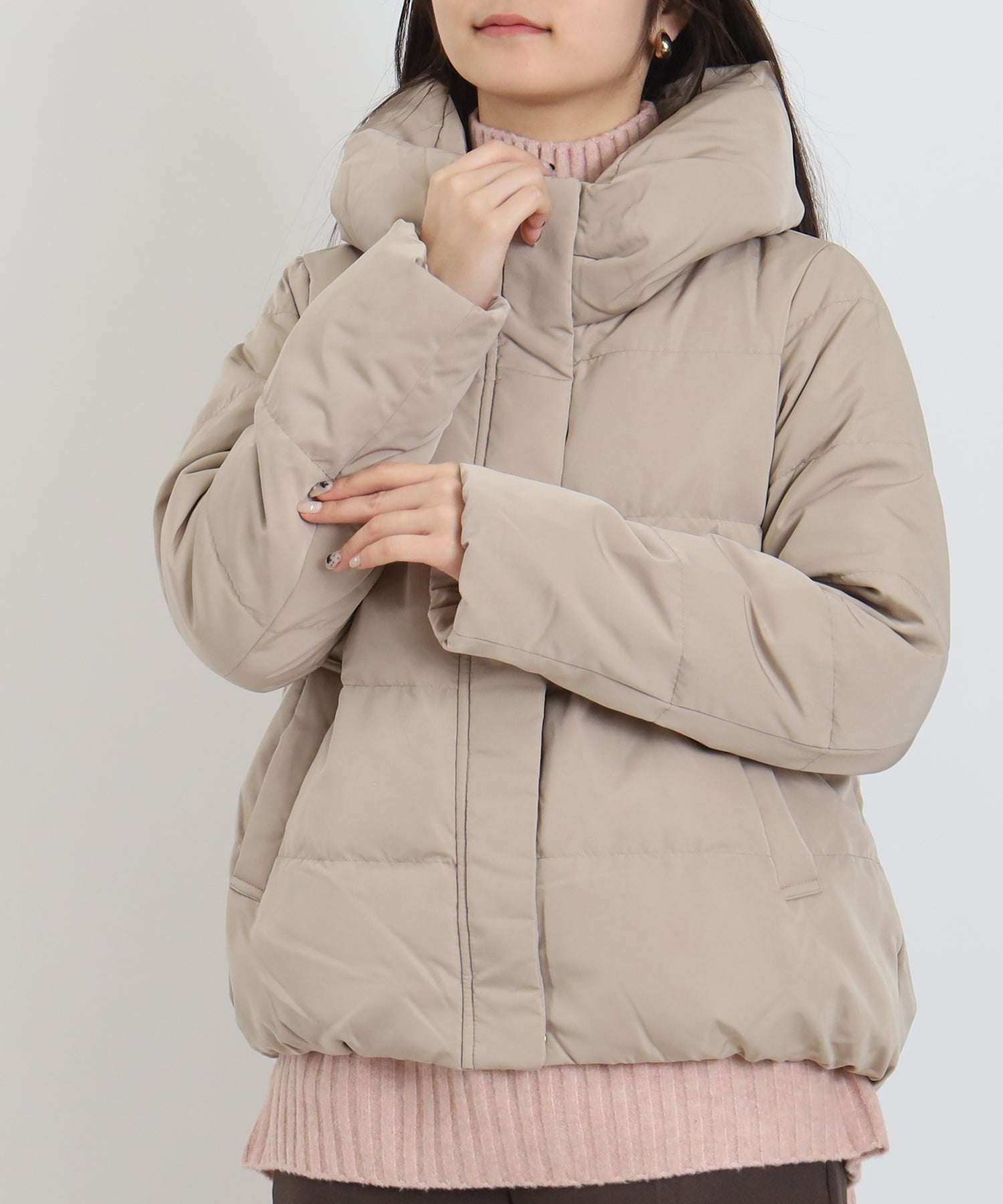 ベージュ　model：160　着用サイズ：M