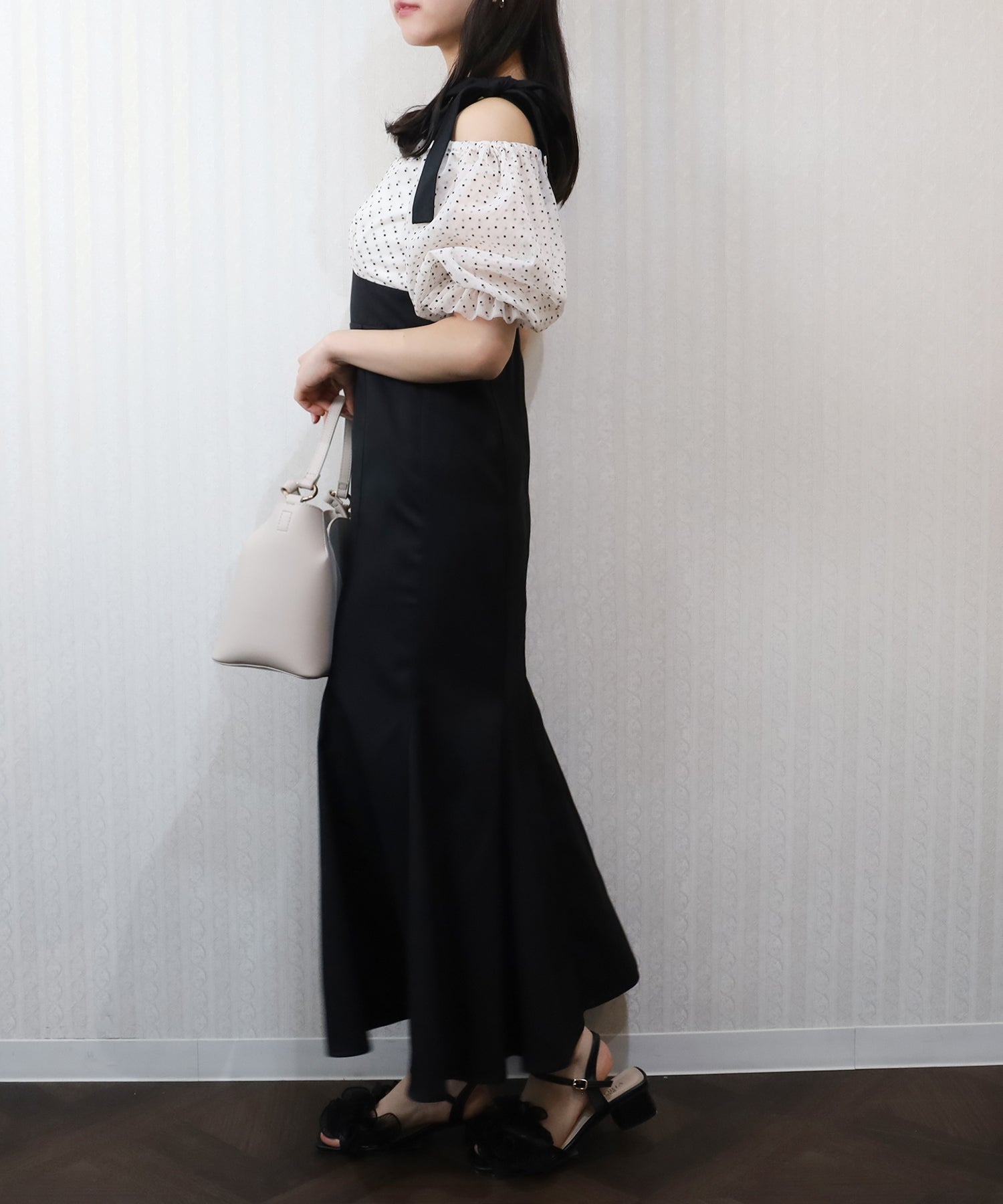 ベージュ×ブラック　model：156　着用サイズ：M