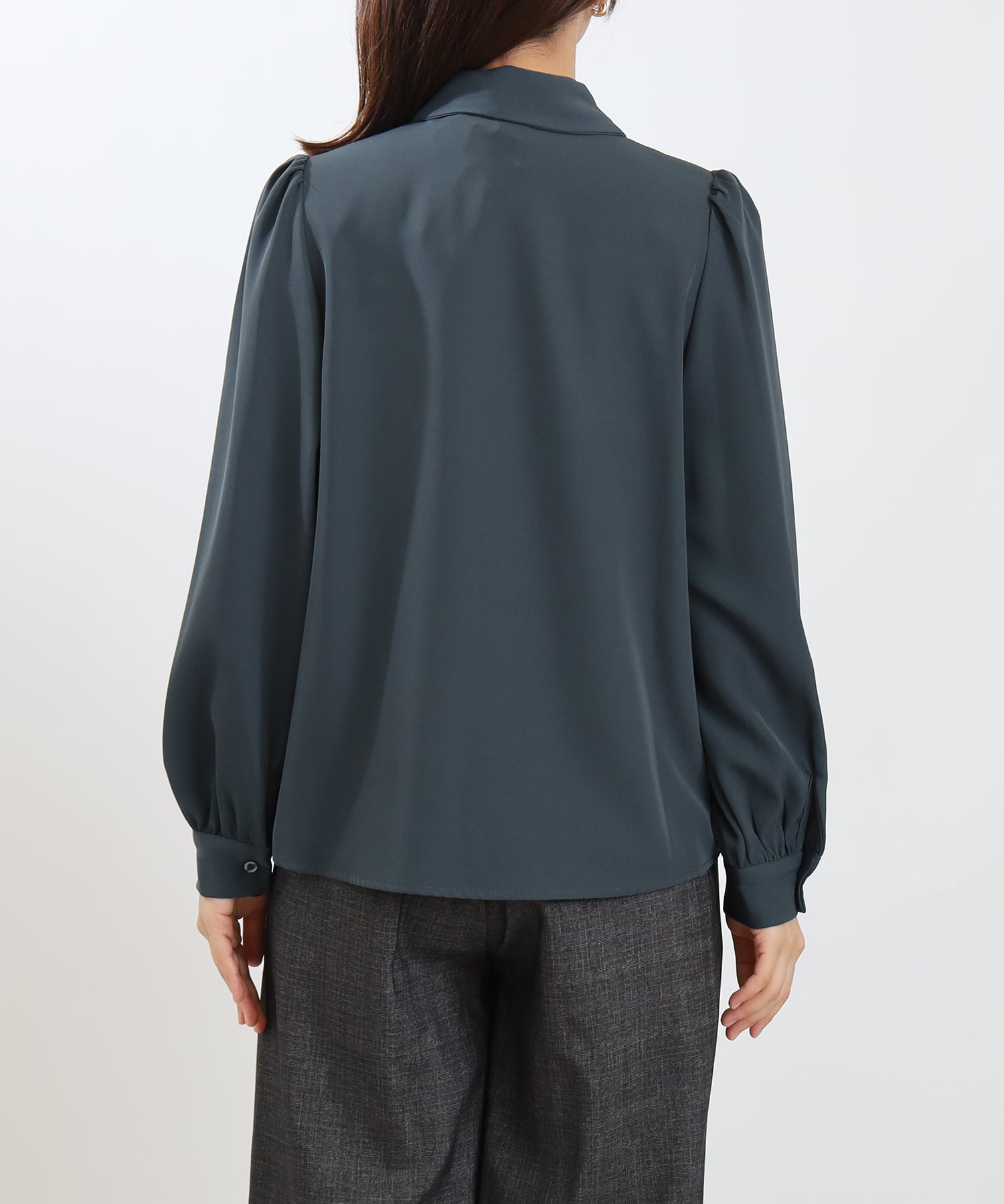 【オンラインショップ先行入荷】ダブルサテン2WAYリボンフリルブラウス