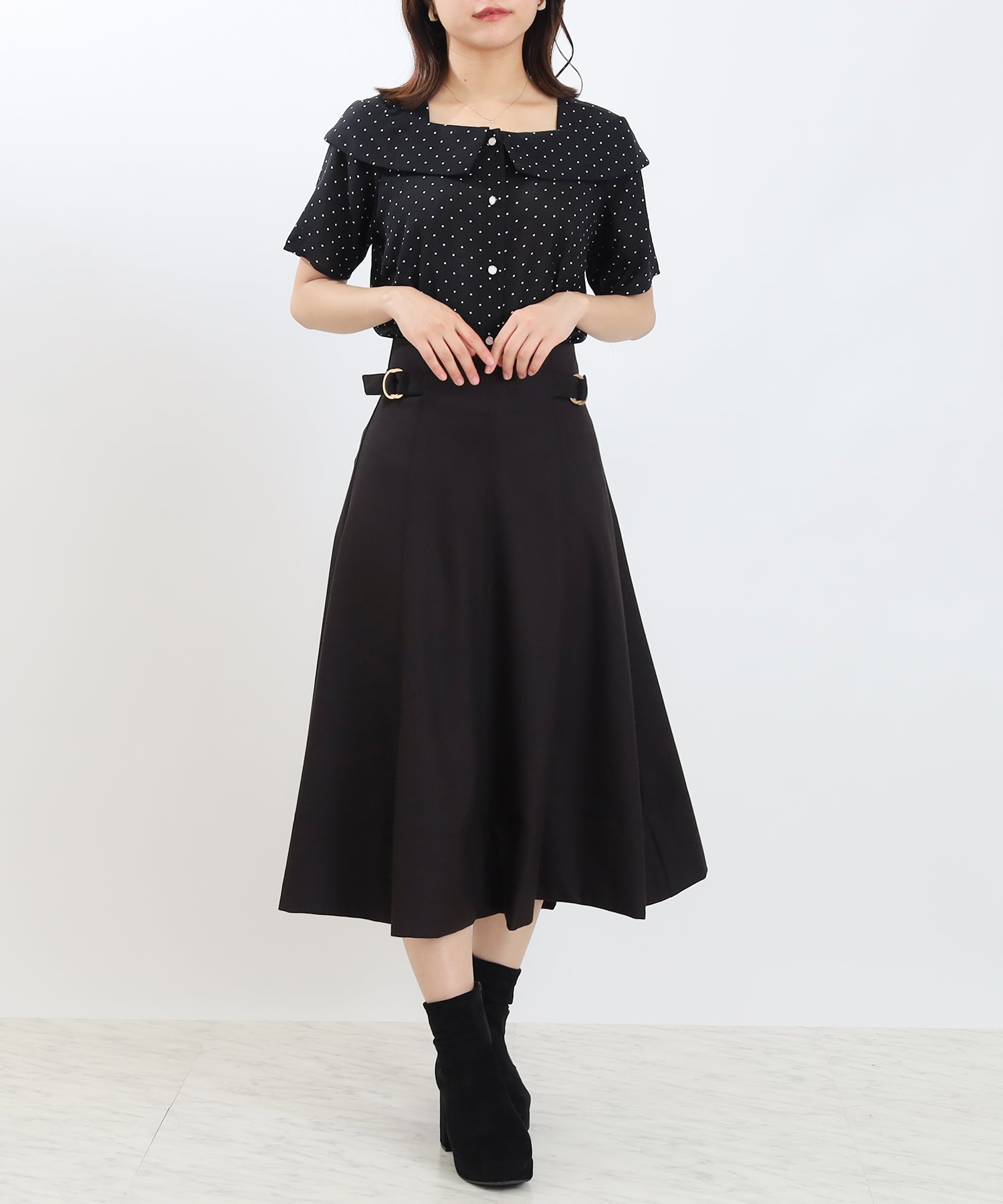 ブラック×ホワイト(ドット)　model：156　着用サイズ：Ｍ