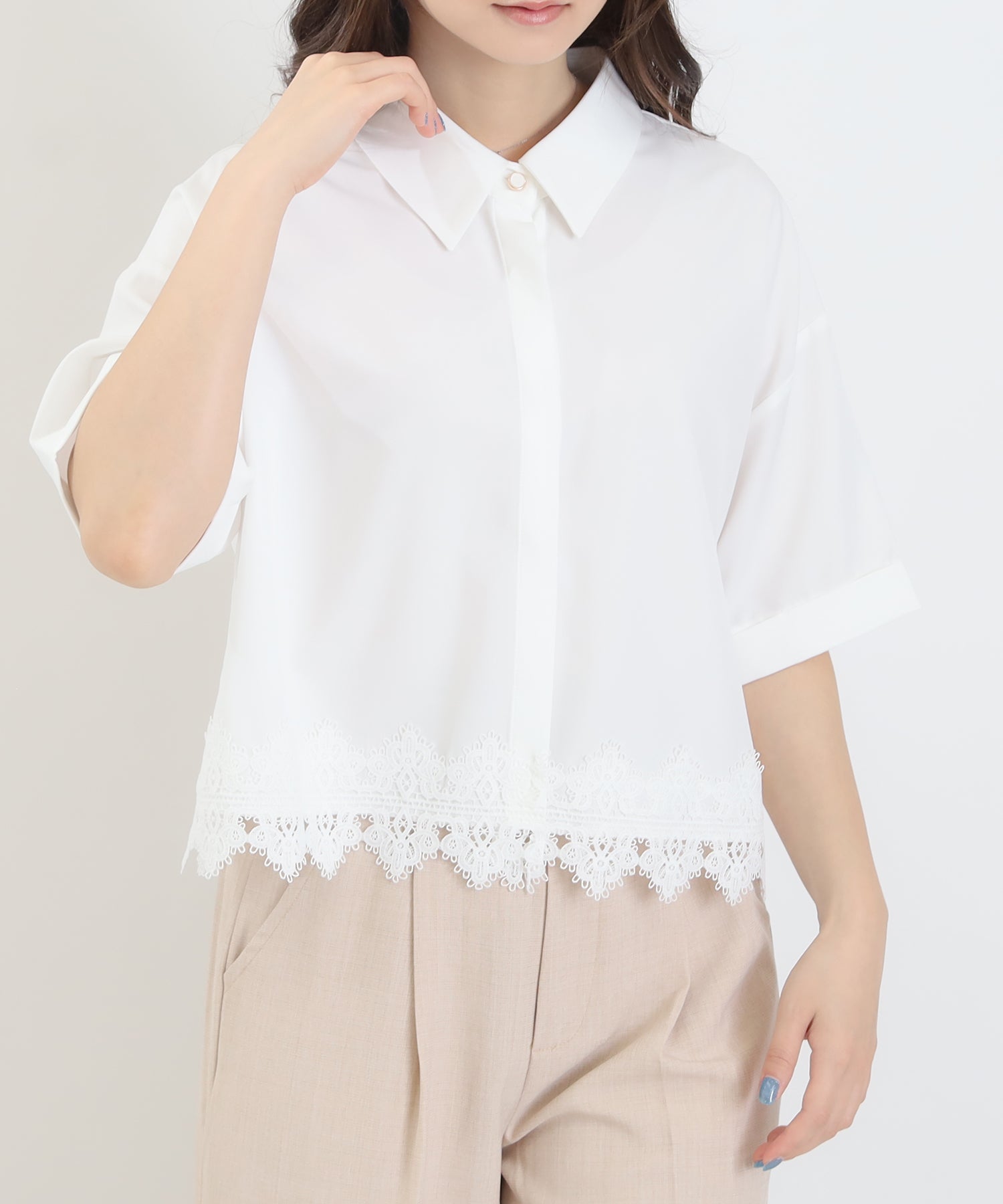ホワイト　model：160　着用サイズ：M