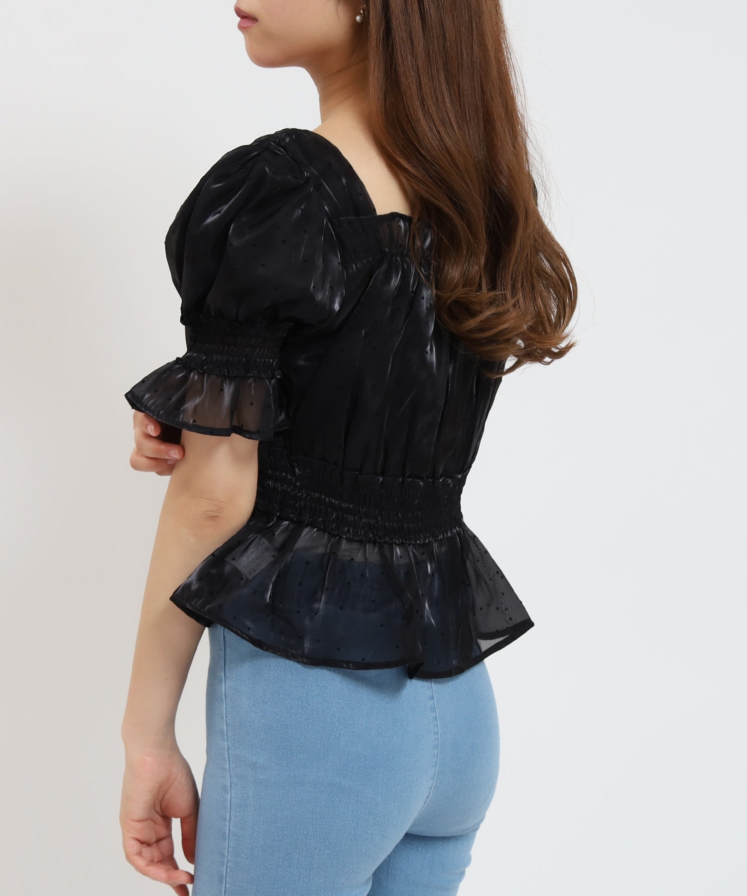 レオナール＊上質とろみ感シルク プリントカットソー＊ブラック レオナール＊上質とろみ感シルク プリントカットソー＊ブラック