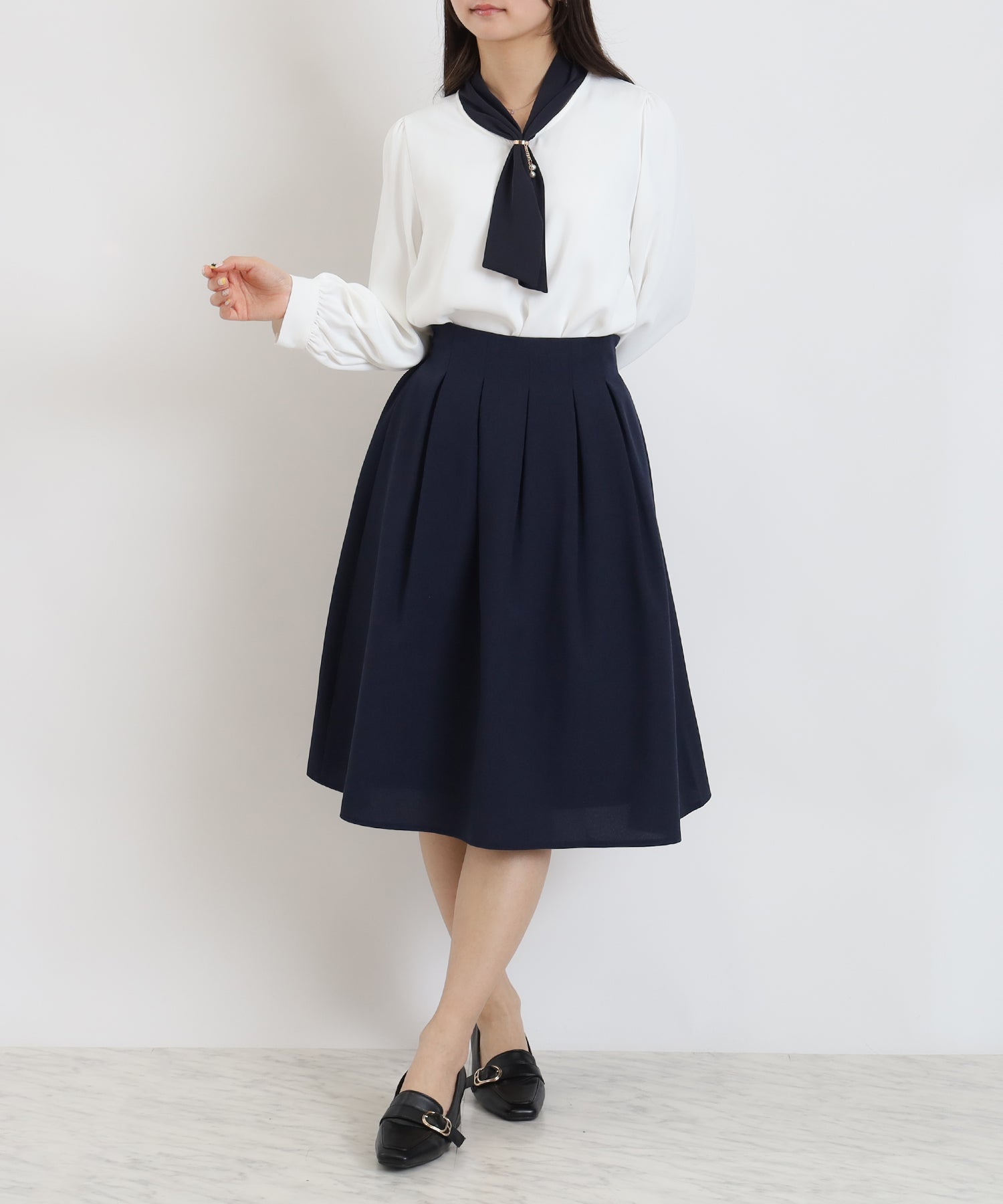 ネイビー　model：160　着用サイズ：M