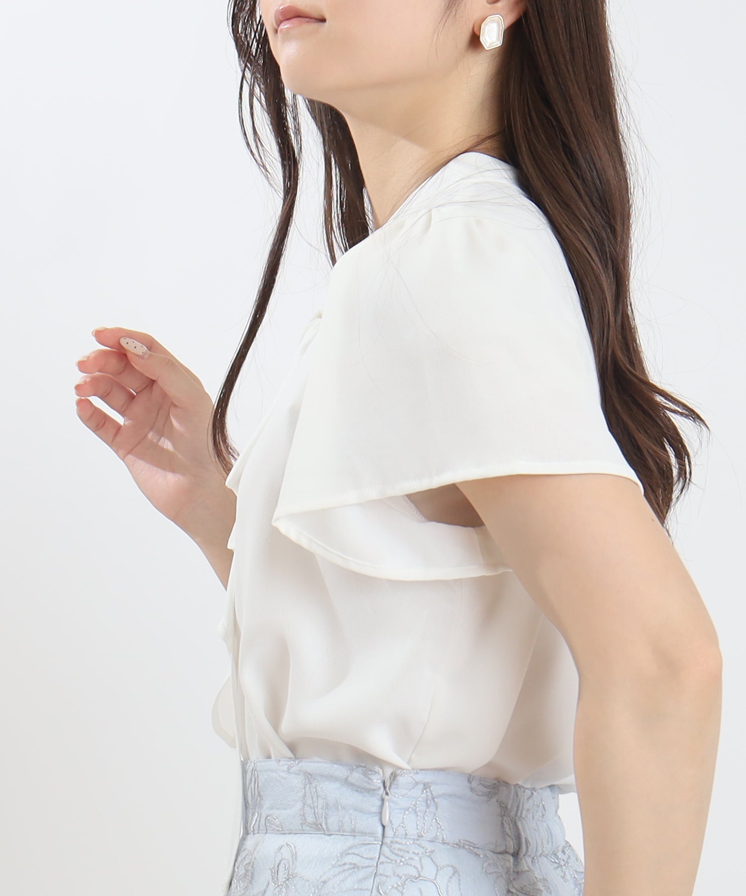 ホワイト　ｍodel：160　着用サイズ：M