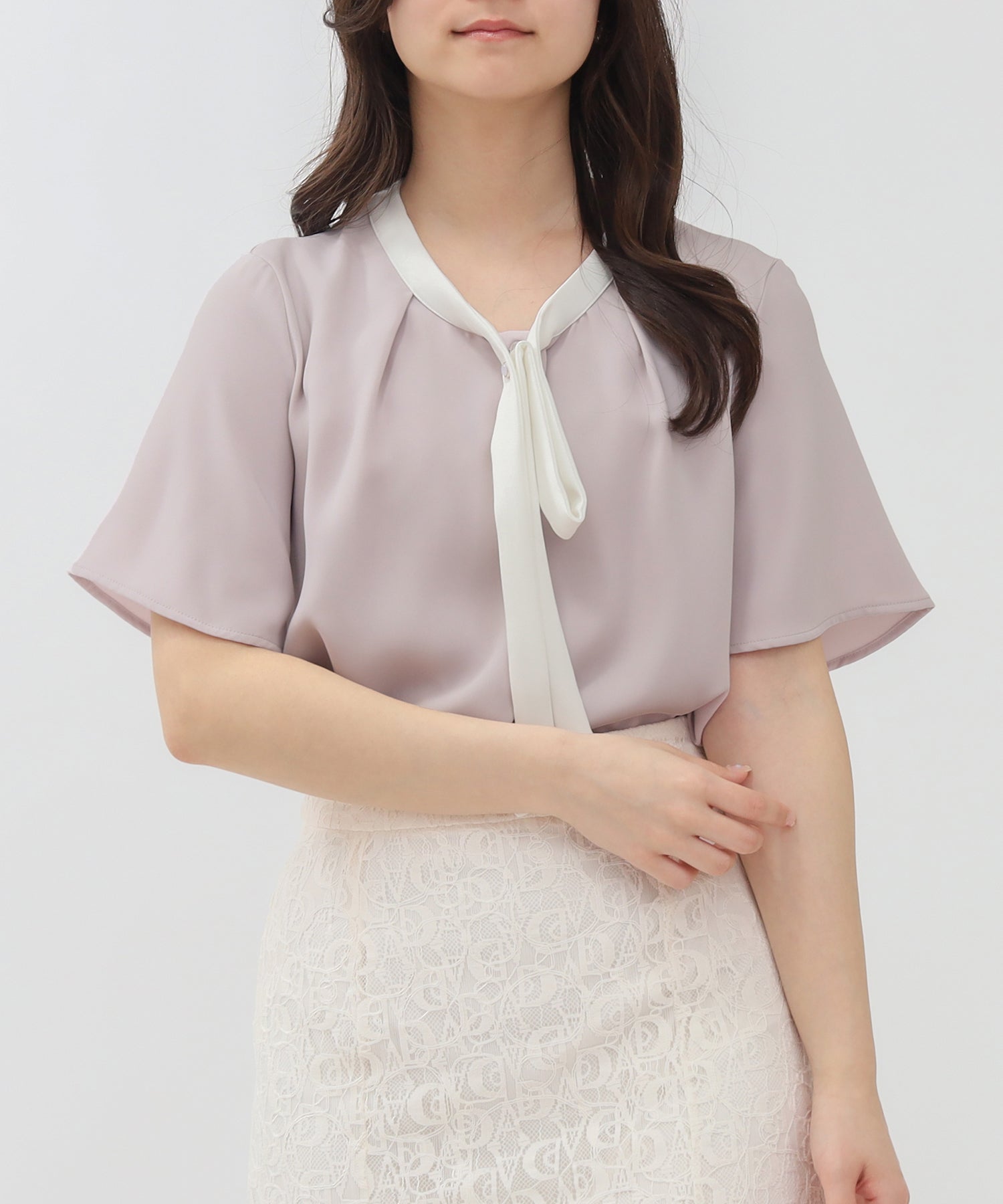 ピンクベージュ　model:160cm  着用サイズ：M