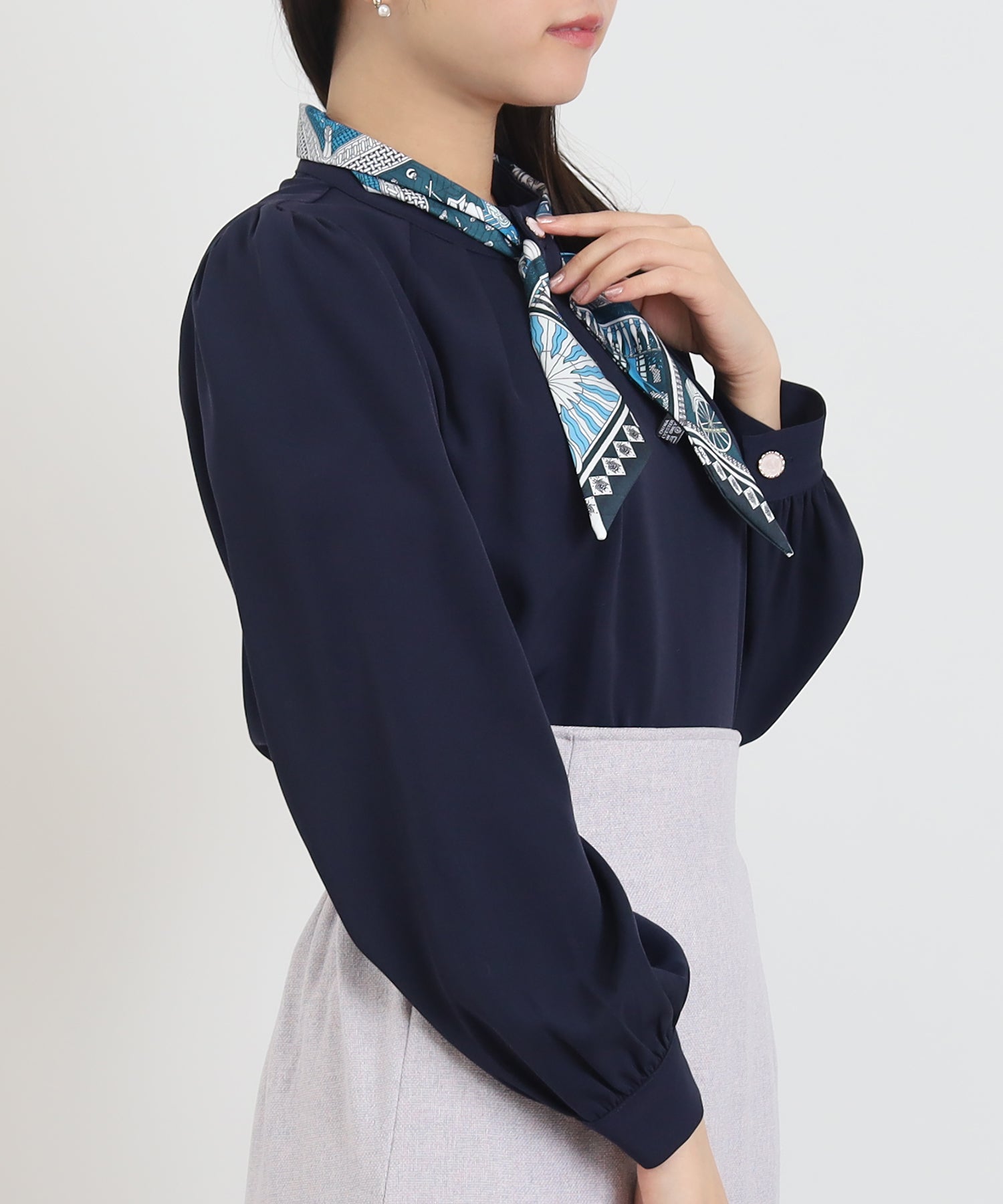 ネイビー　model：156　着用サイズ：S