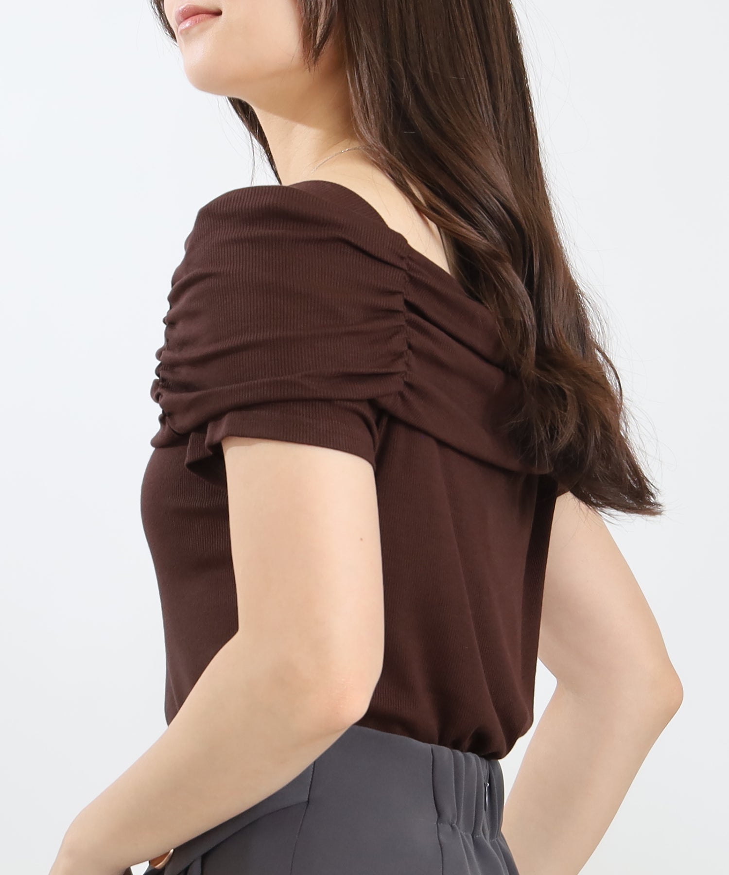 ブラウン　model：160　着用サイズ：M