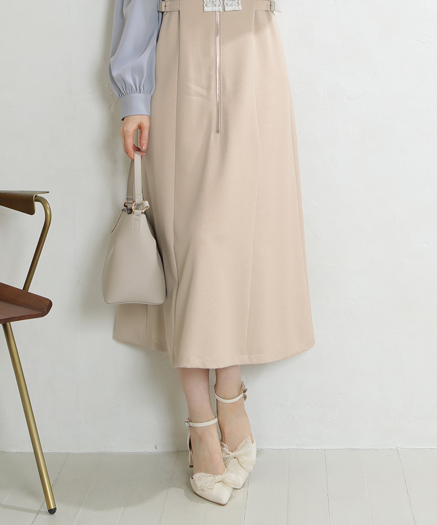 ベージュ　model:163cm  着用サイズ：M