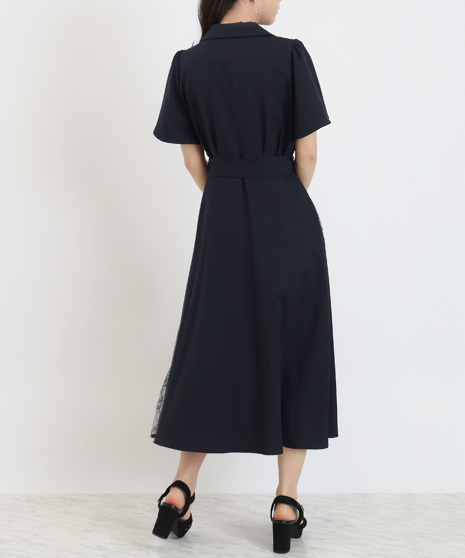 ネイビー　model：156　着用サイズ：M