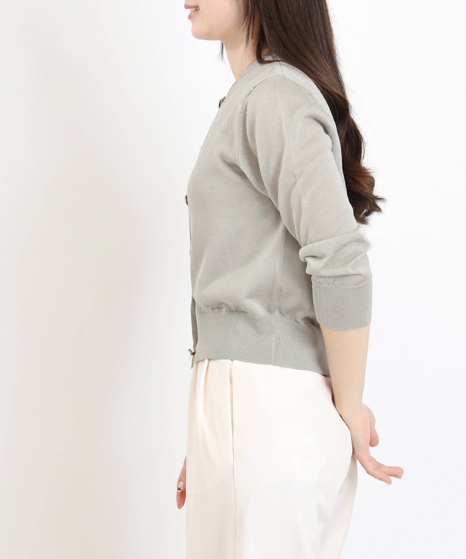 ライトグレー　MODEL：160　着用サイズ：M